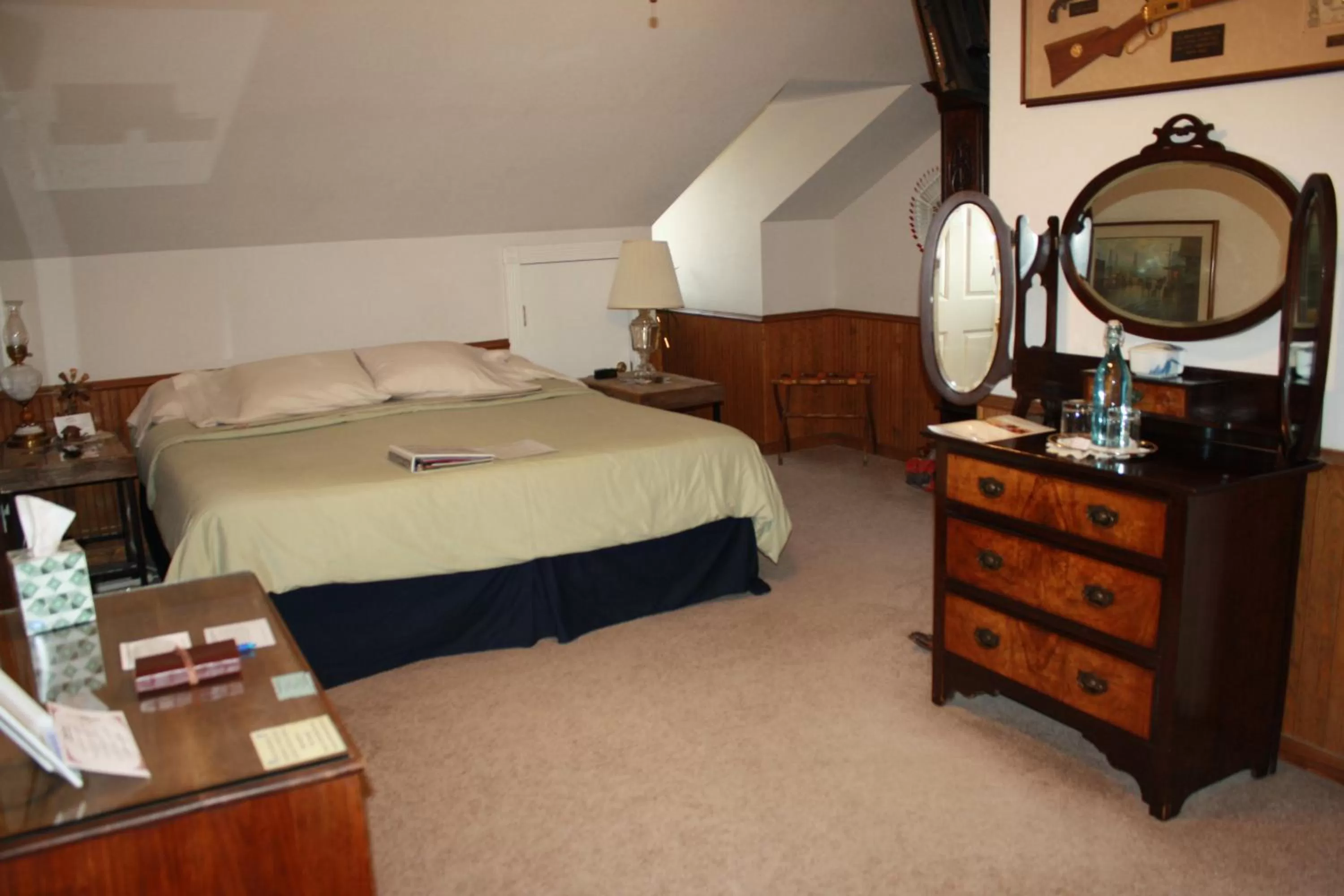 Bed in Woodrow House Bed & Breakfast