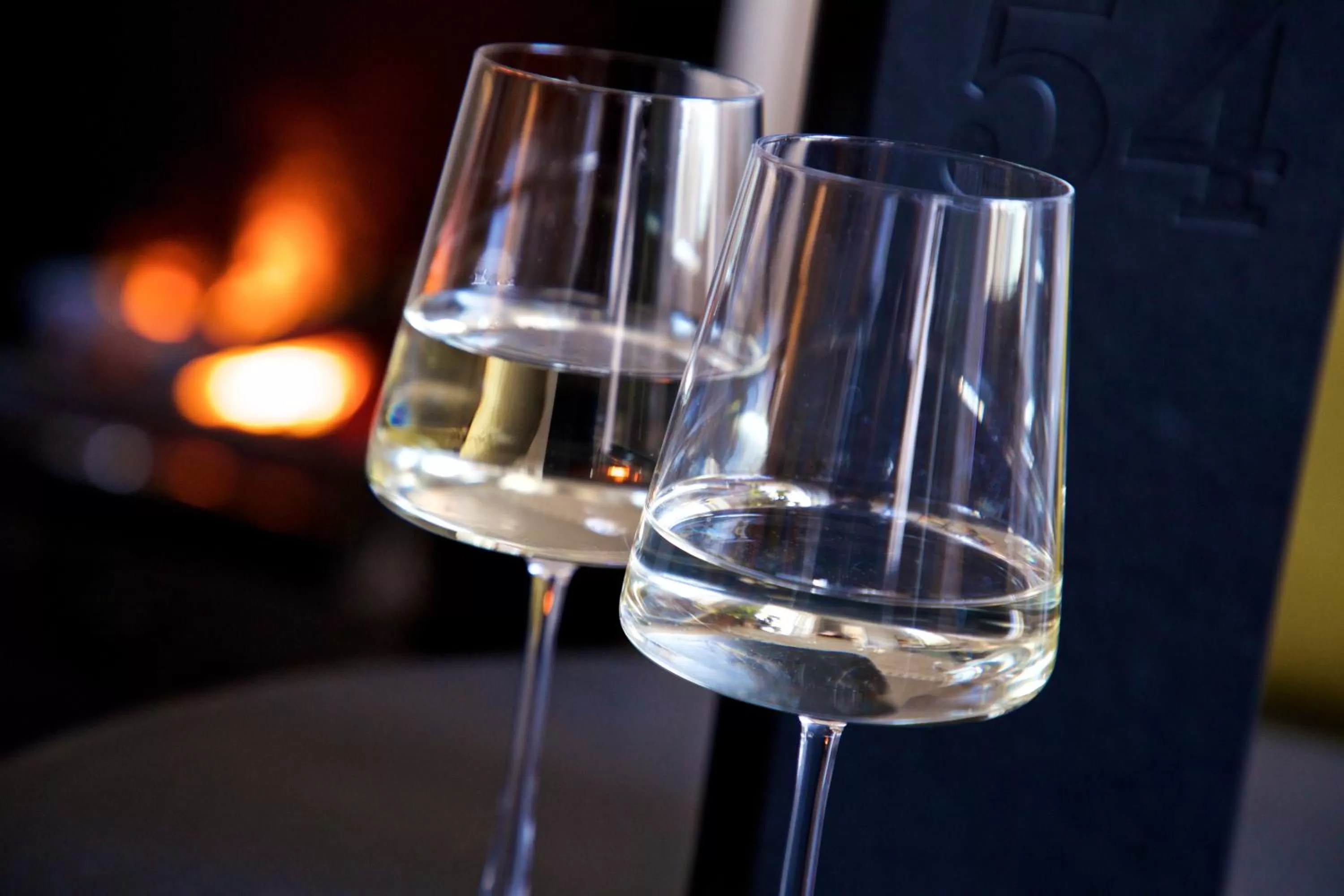 Food and drinks in 54 Queen's Gate Hotel