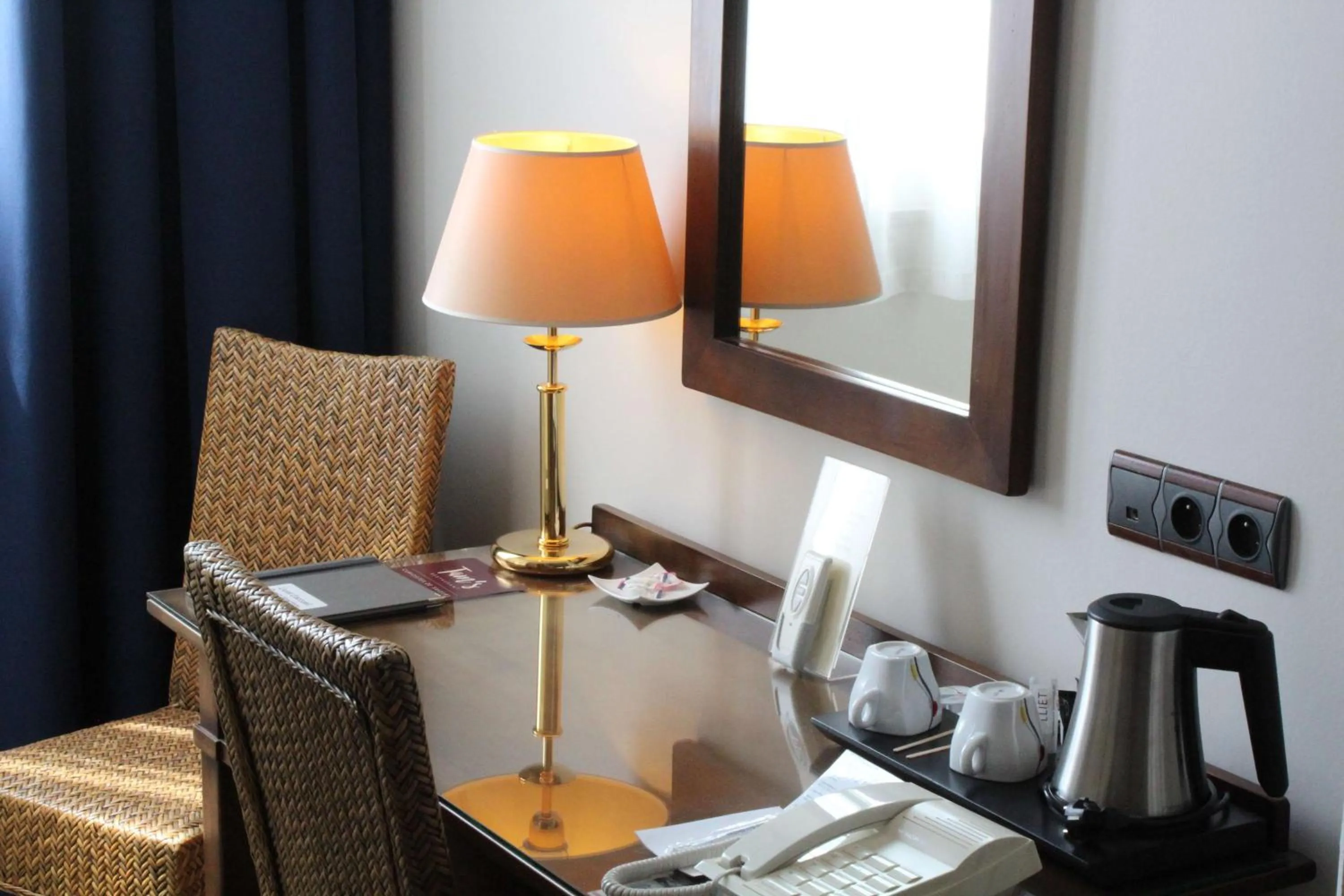 Coffee/tea facilities in Best Western de Diane