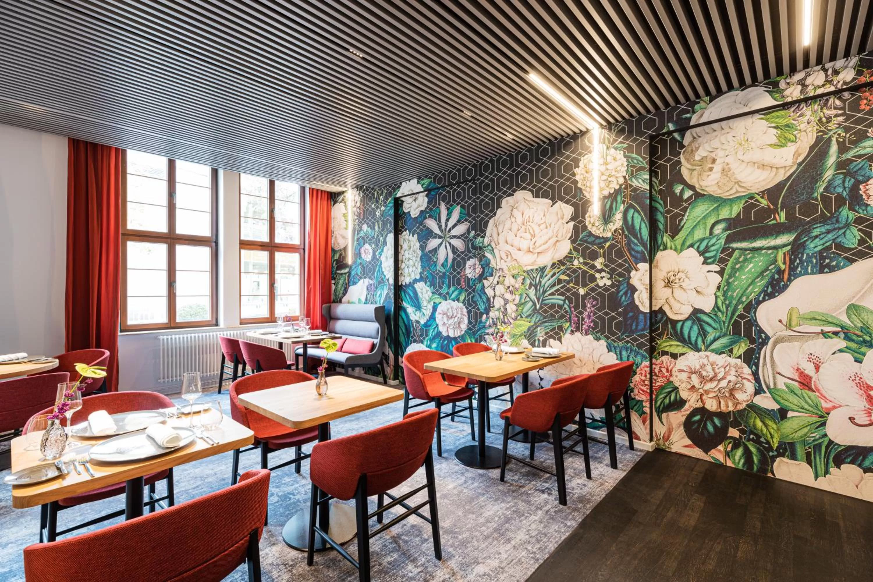 Restaurant/places to eat in Hotel & Restaurant Michaelis