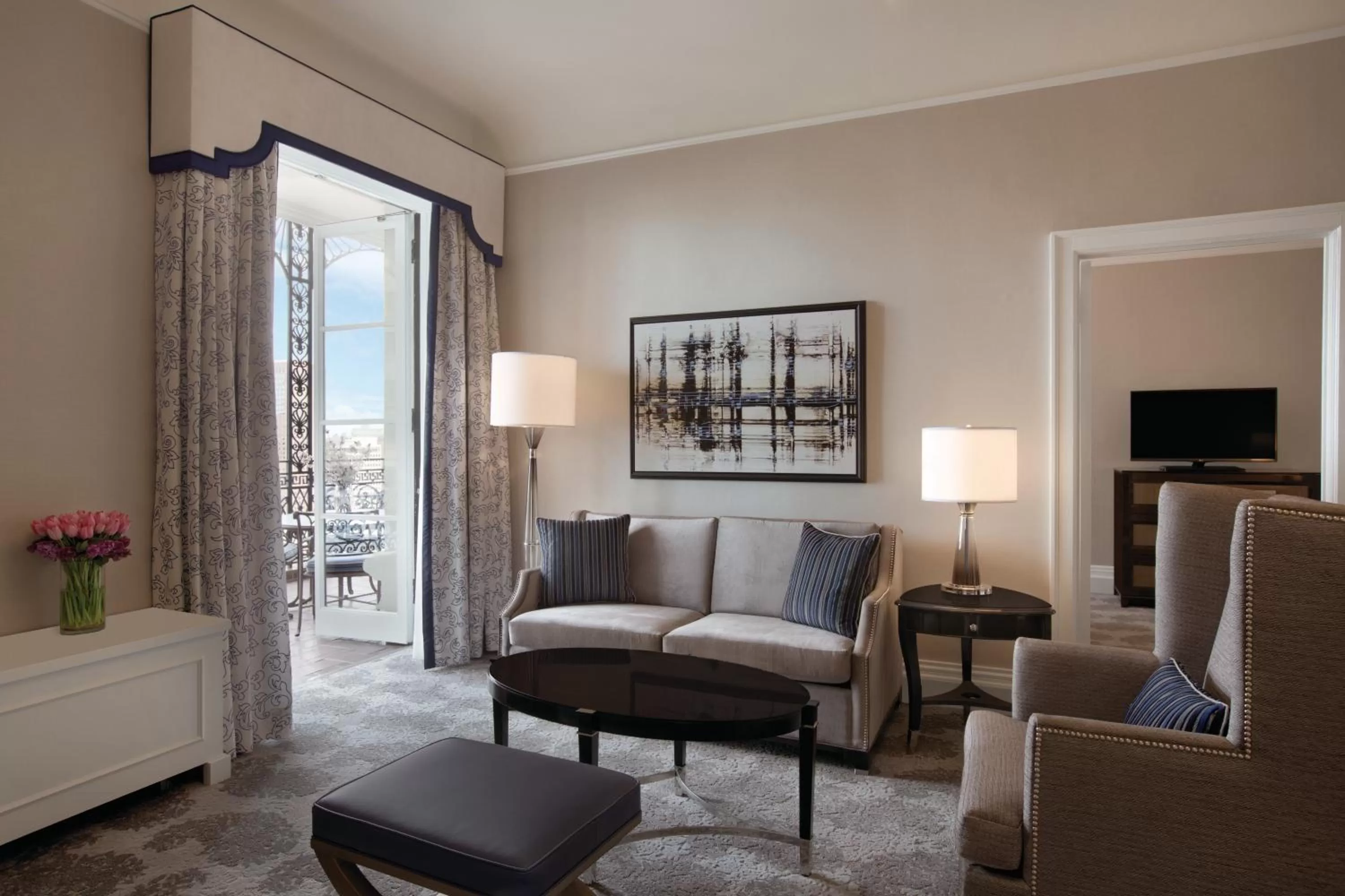 Living room in Fairmont San Francisco