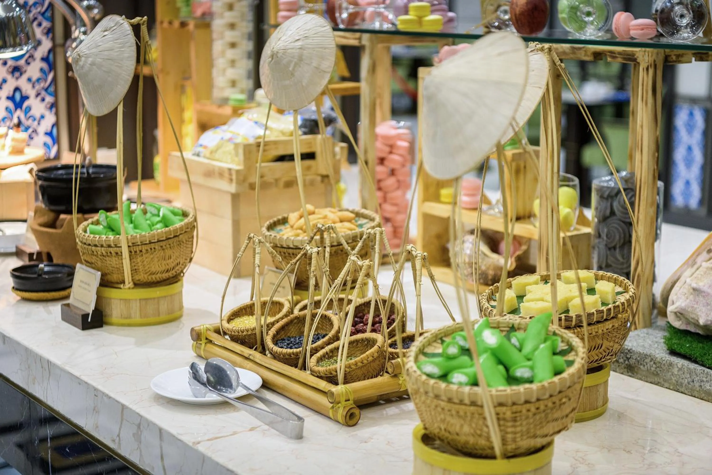 Buffet breakfast in Vinpearl Beachfront Nha Trang