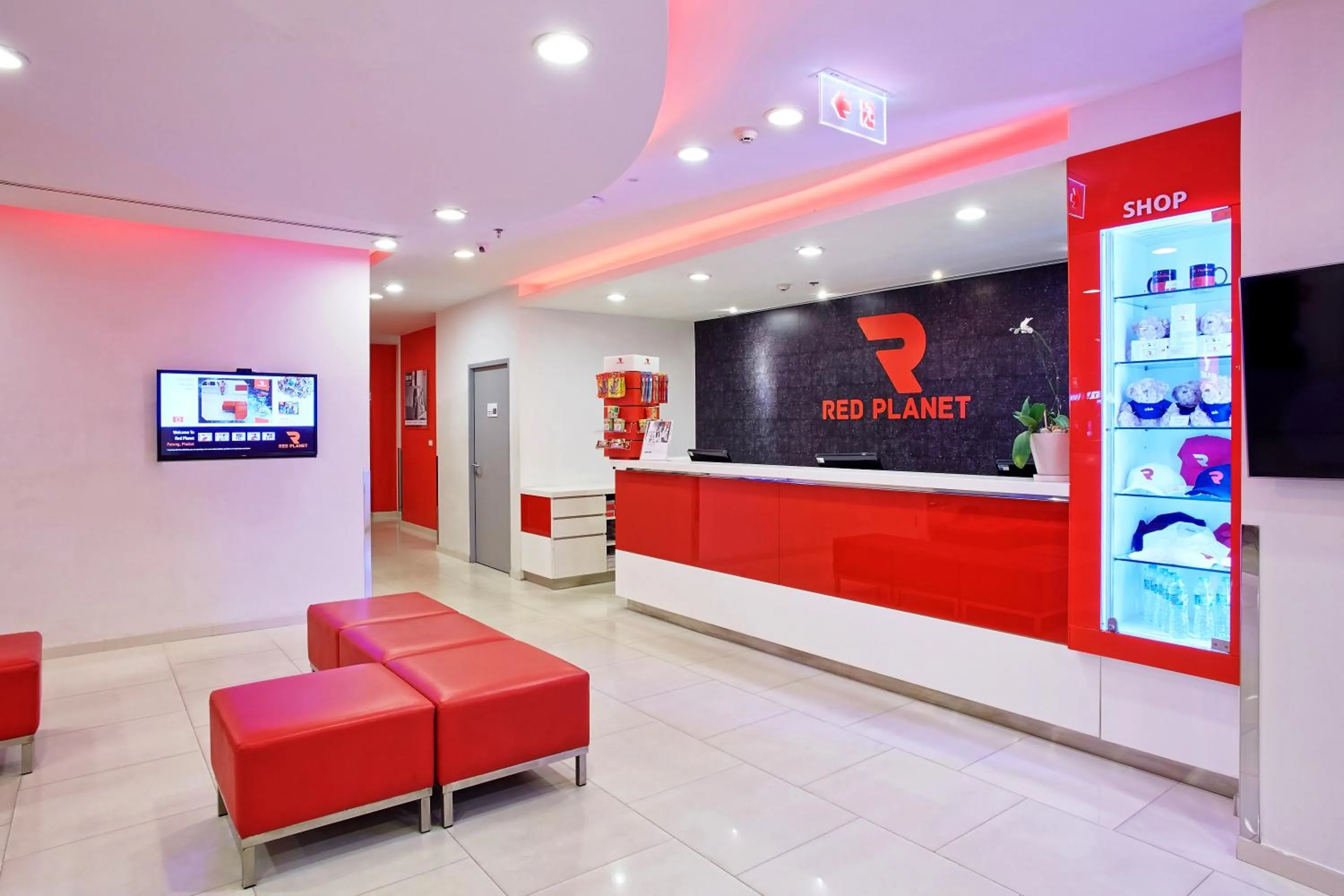 Lobby or reception in Red Planet Phuket Patong - SHA Extra Plus