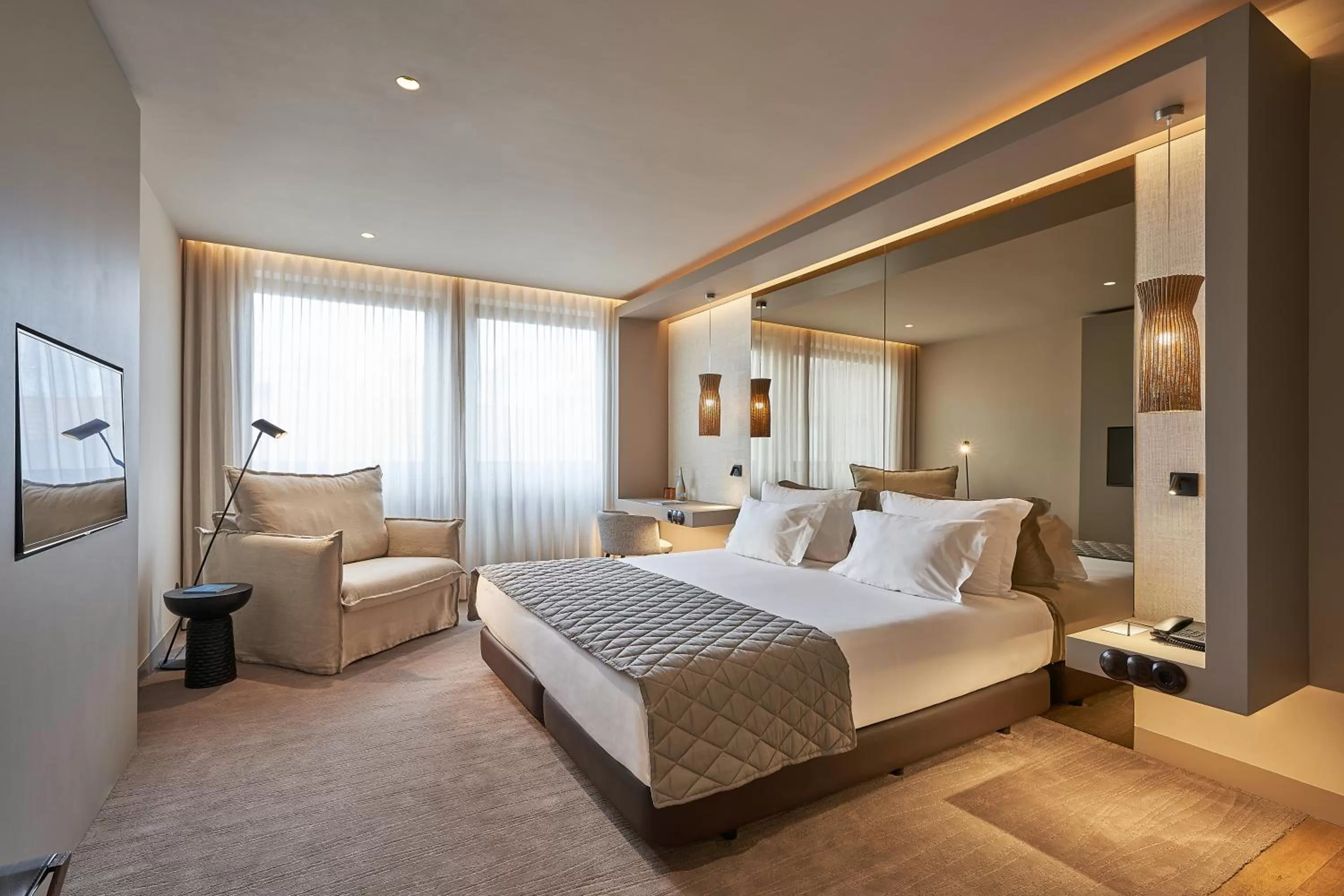 Bedroom, Bed in PortoBay Teatro