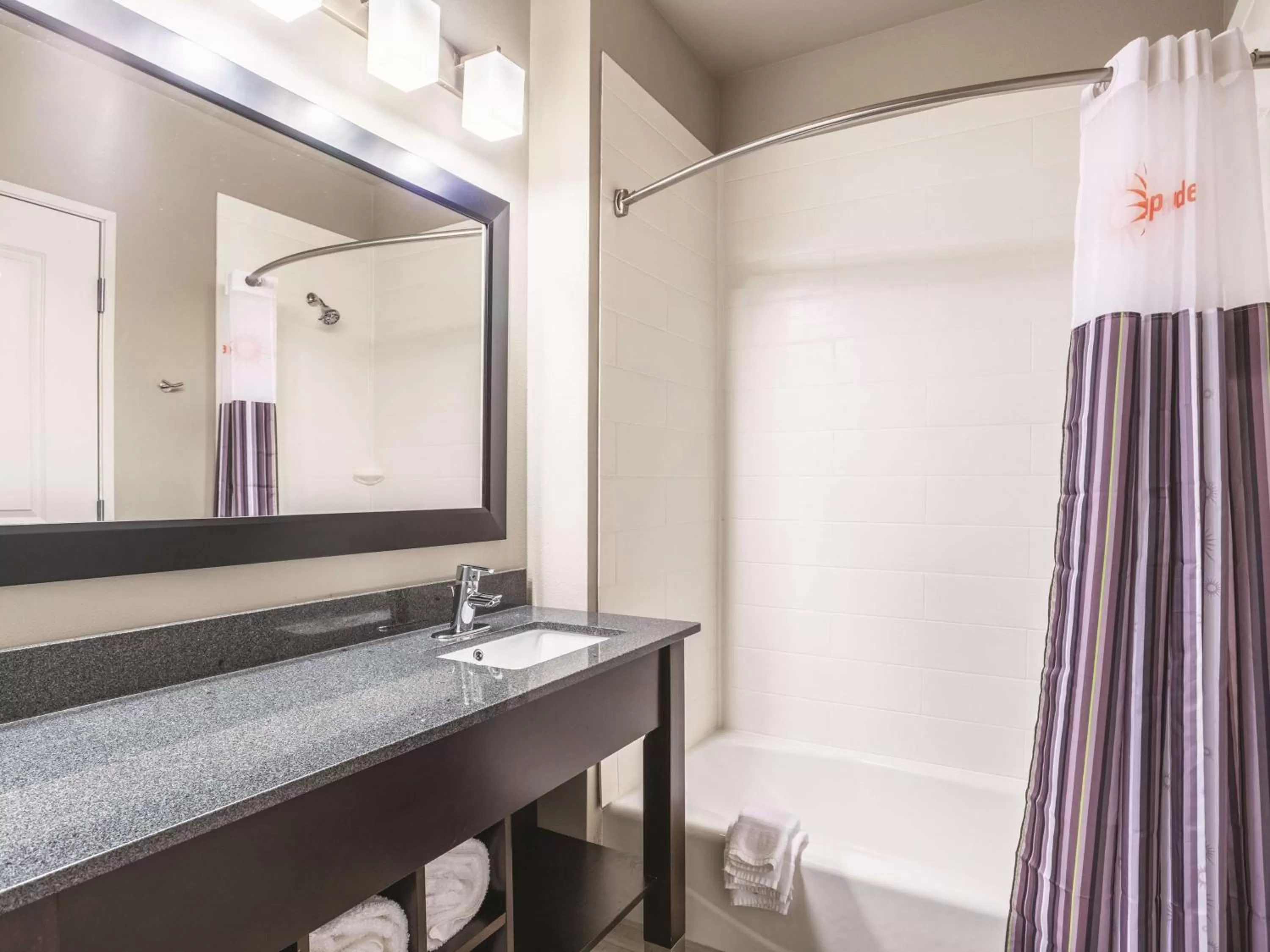 Photo of the whole room in La Quinta Inn & Suites by Wyndham Walla Walla