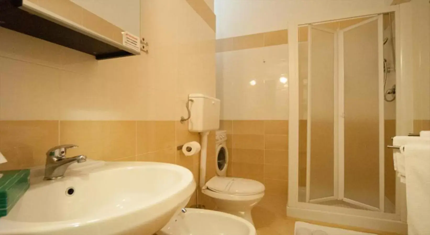 Triple Room in B&B Longobardi Triple Room in B&B Longobardi