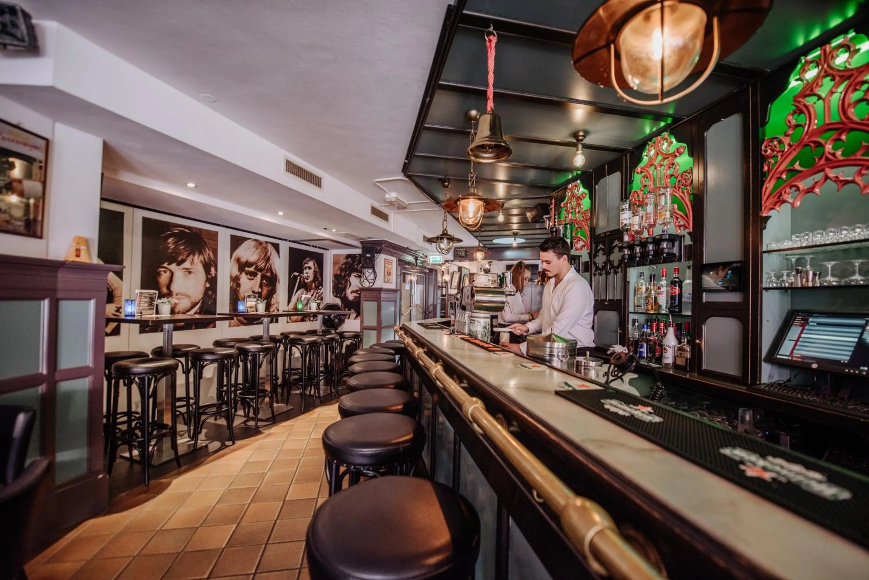 Staff in Hotel Spaander BW Signature Collection