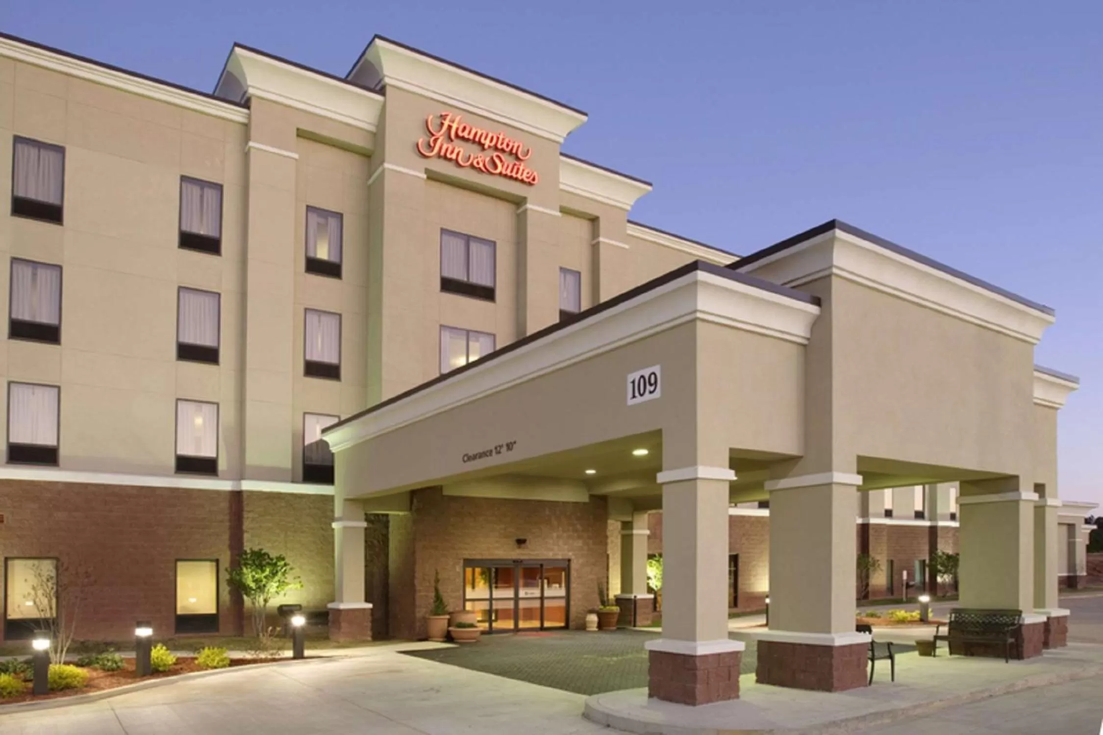 Property building in Hampton Inn & Suites McComb
