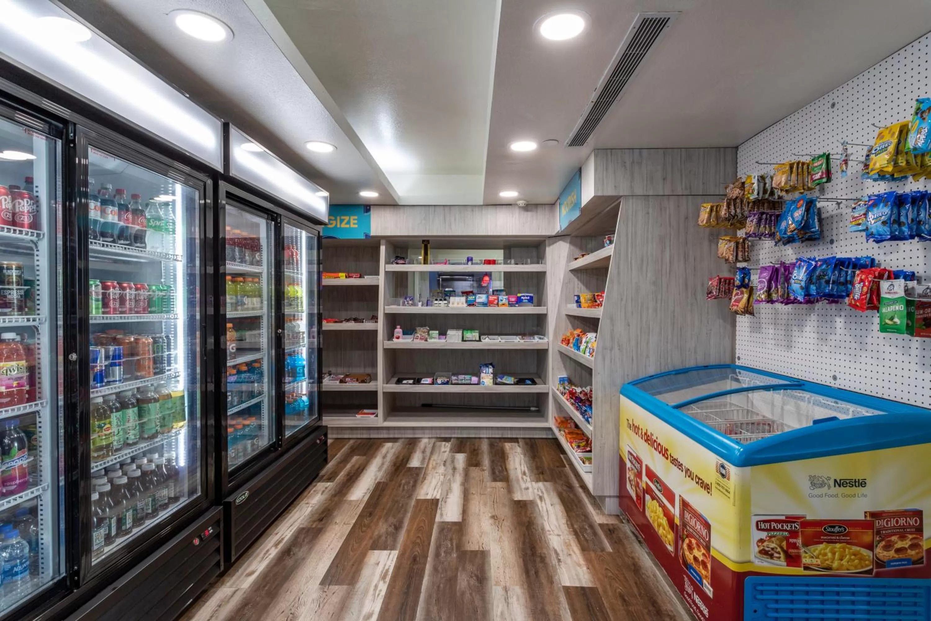 On-site shops, Supermarket/Shops in Clarion Pointe Galveston Seawall