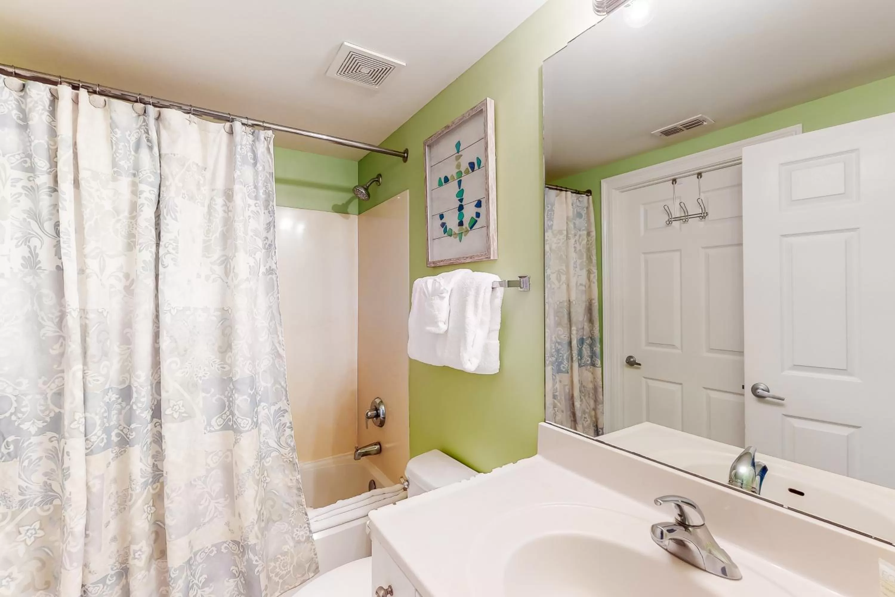 Bathroom in Sterling Shores 510 Destin (Condo)