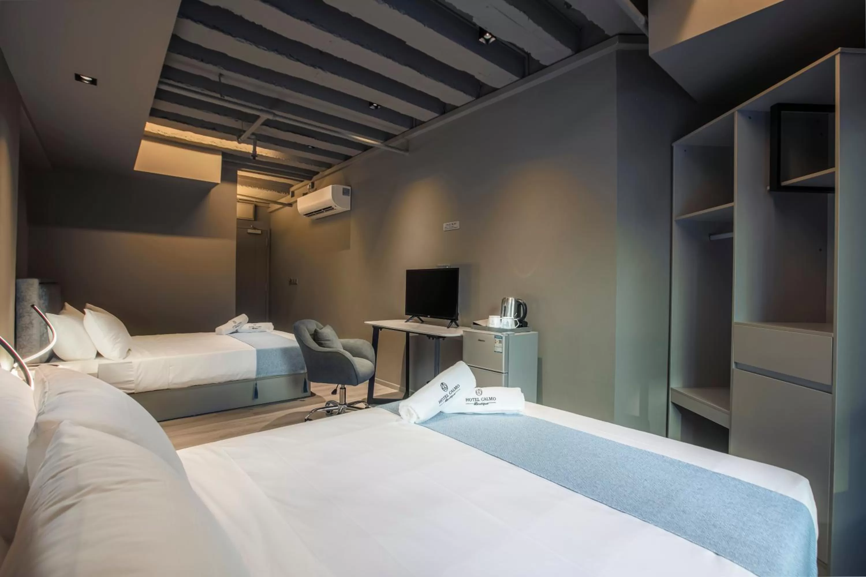 Family, Bed in Hotel Calmo Bugis