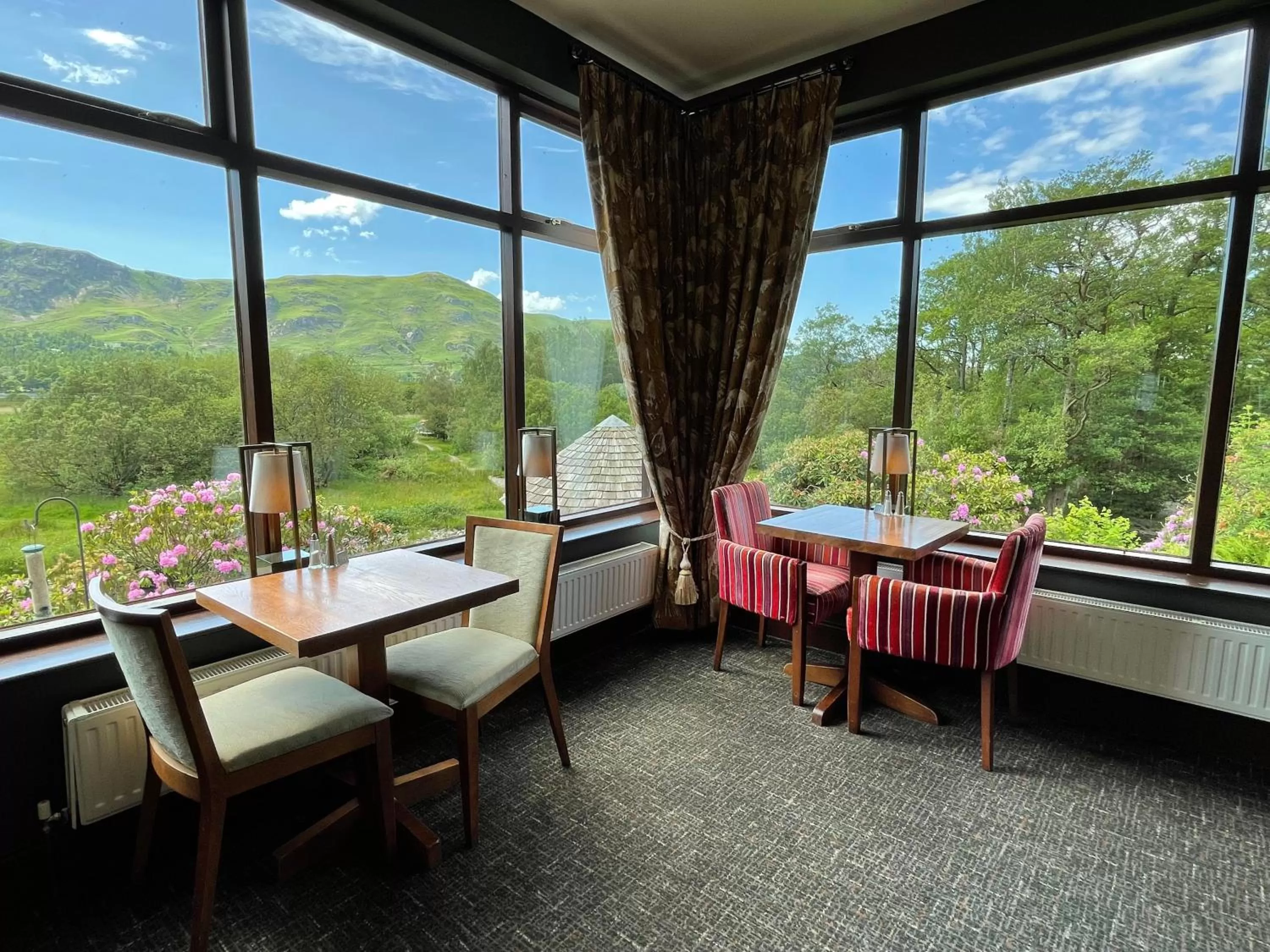 Restaurant/Places to Eat in The Mary Mount Hotel