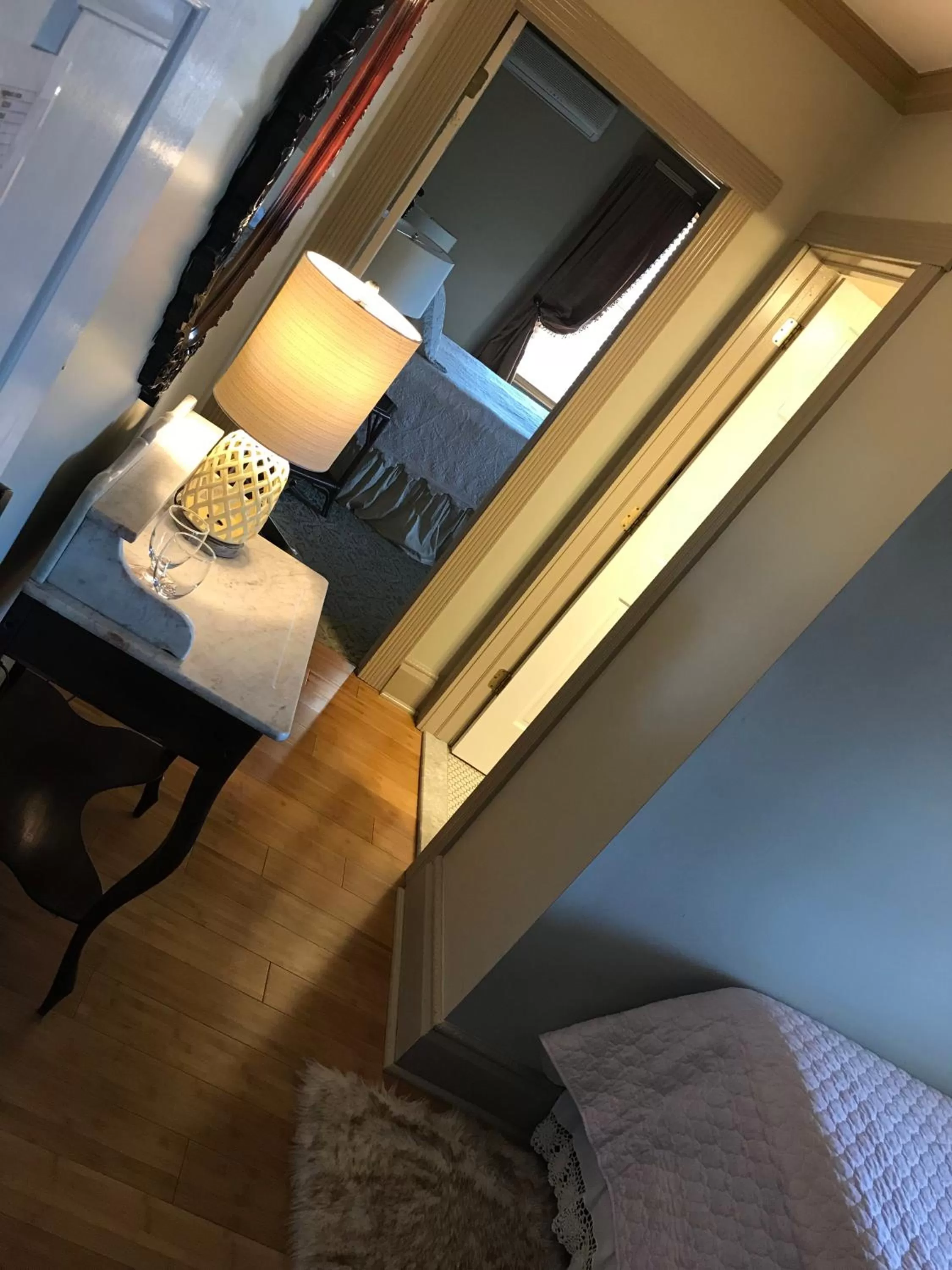 Photo of the whole room, Bed in Elaine's Cape May Boutique Hotel