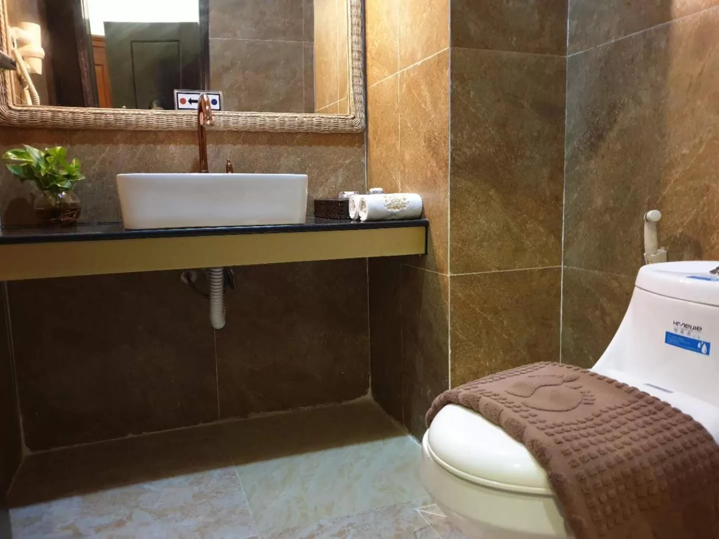 Toilet, Bed in Aristocrat Residence & Hotel