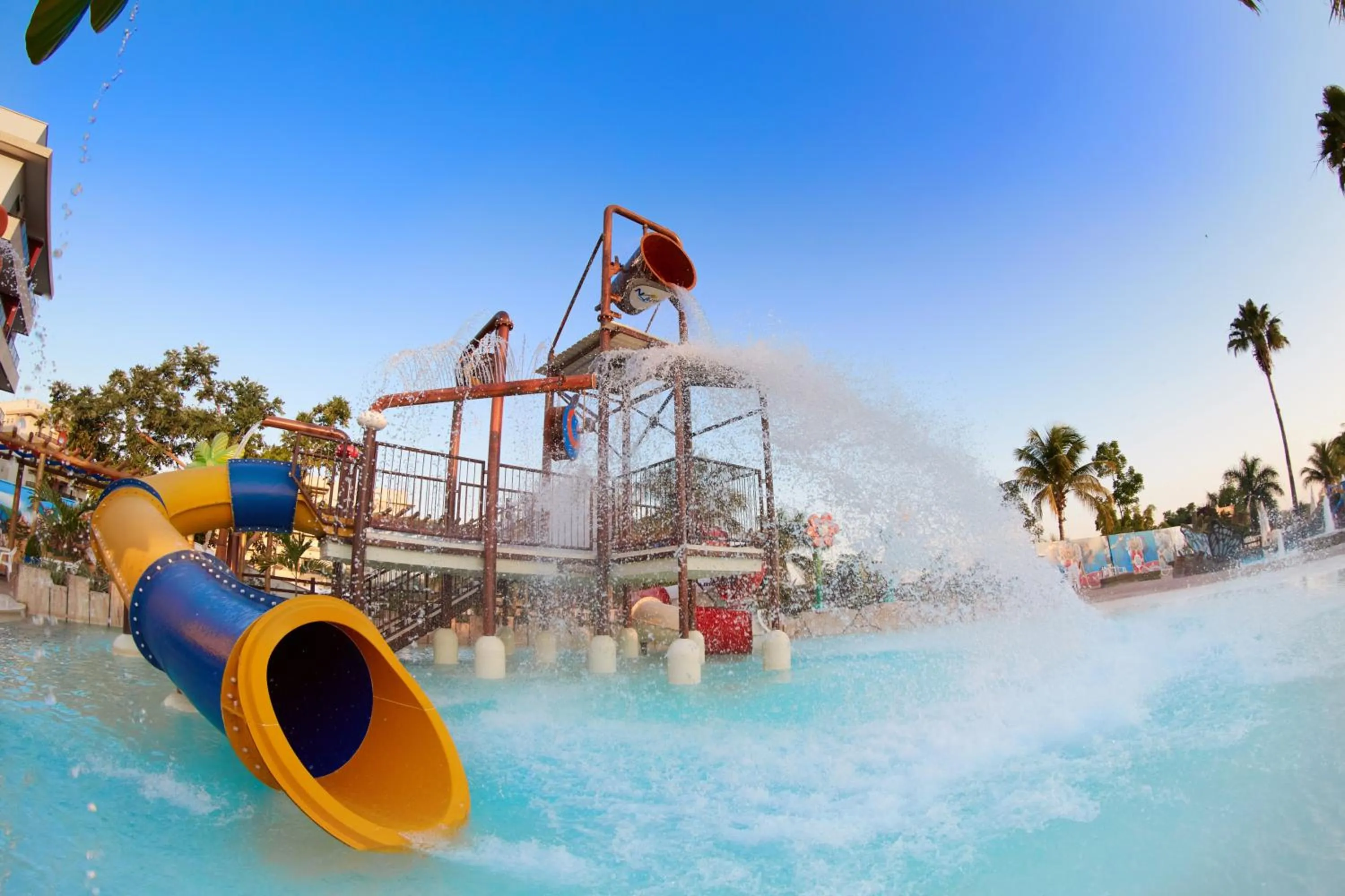 Aqua park in Prive Thermas Hotel by WAM Experience