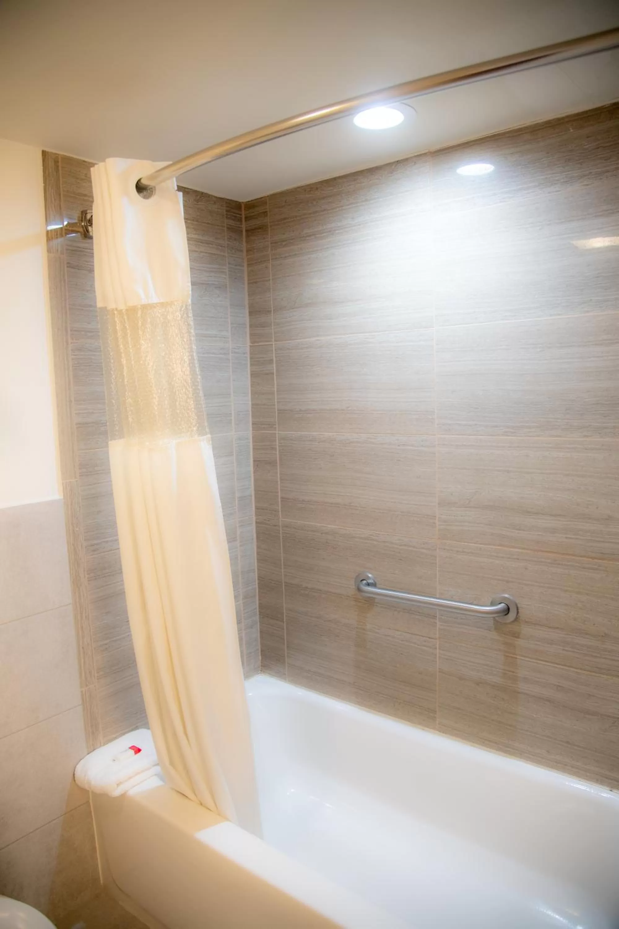 Other in Howard Johnson by Wyndham Allentown/Dorney Hotel & Suites