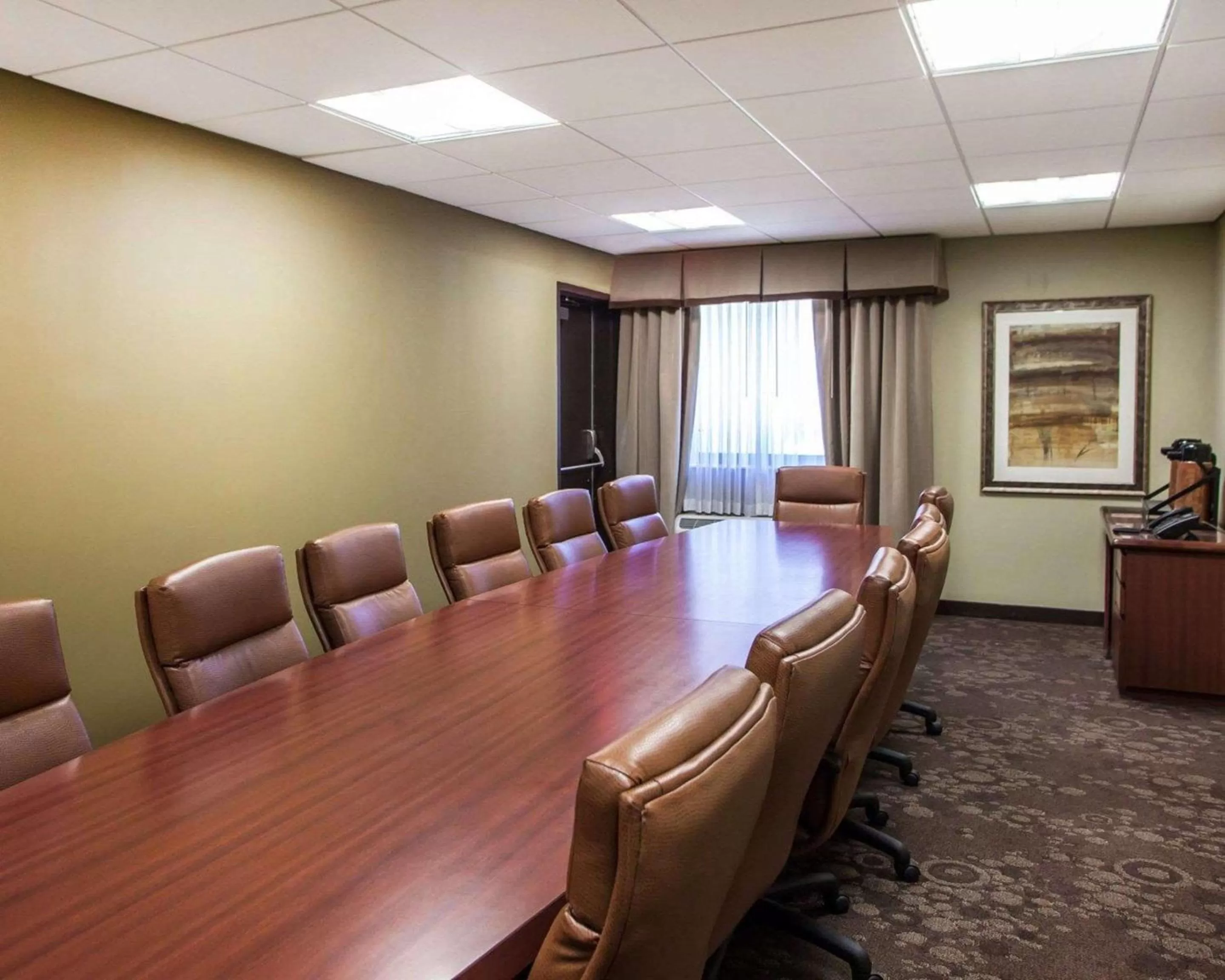 Meeting/conference room in Quality Inn & Suites Peoria North