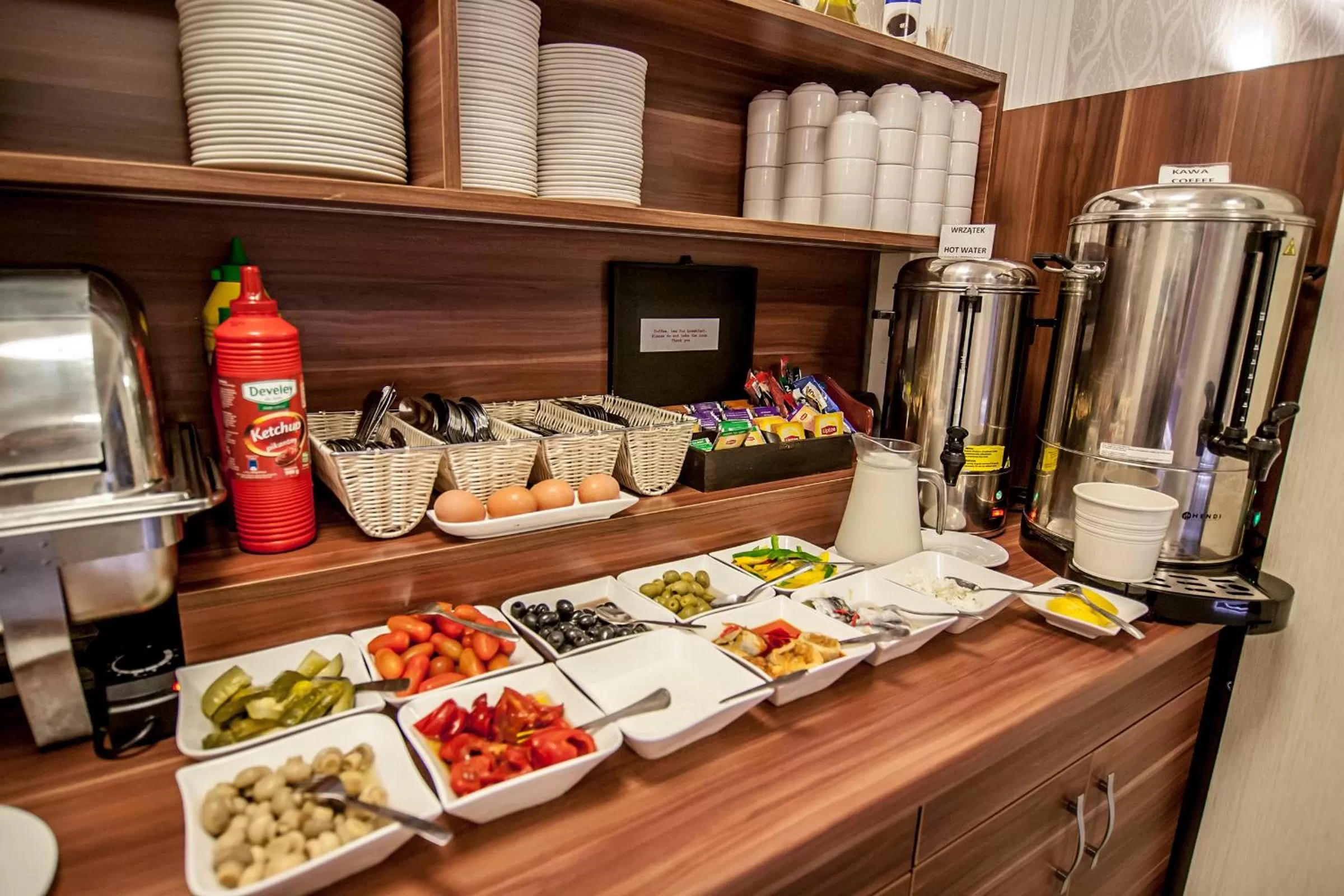 Restaurant/places to eat in Hotel Miodowa