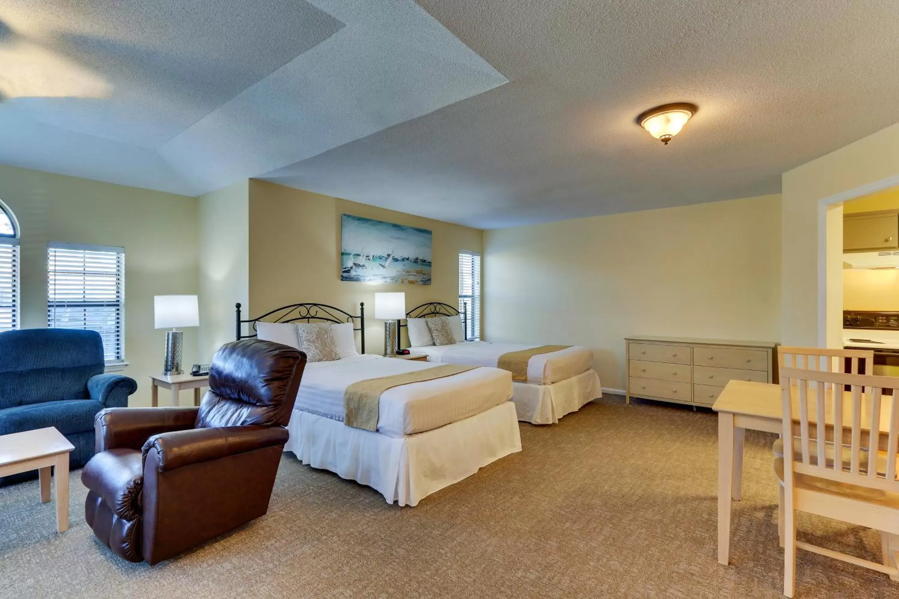 Double Suite with Two Double Beds in Mariners Suites - Kingsland Double Suite with Two Double Beds in Mariners Suites - Kingsland