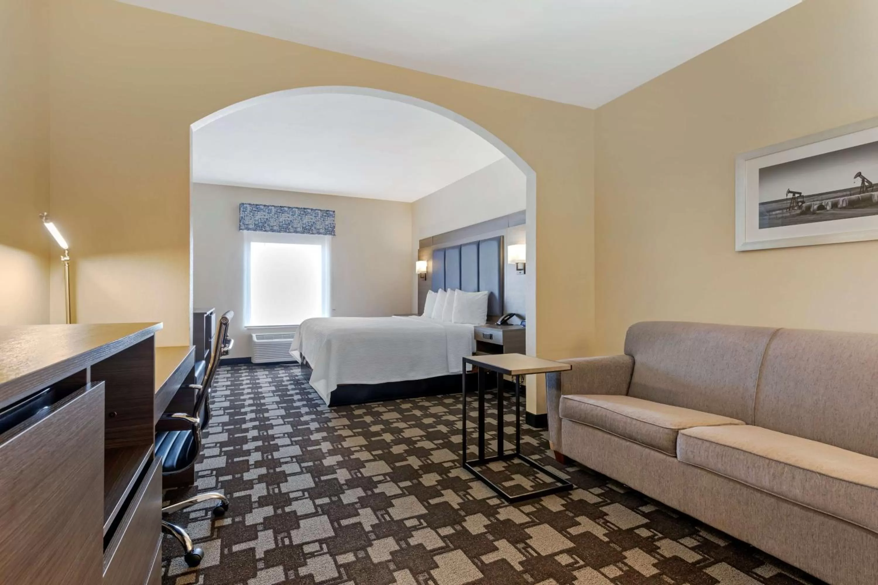 Photo of the whole room in Best Western Seminole Inn and Suites