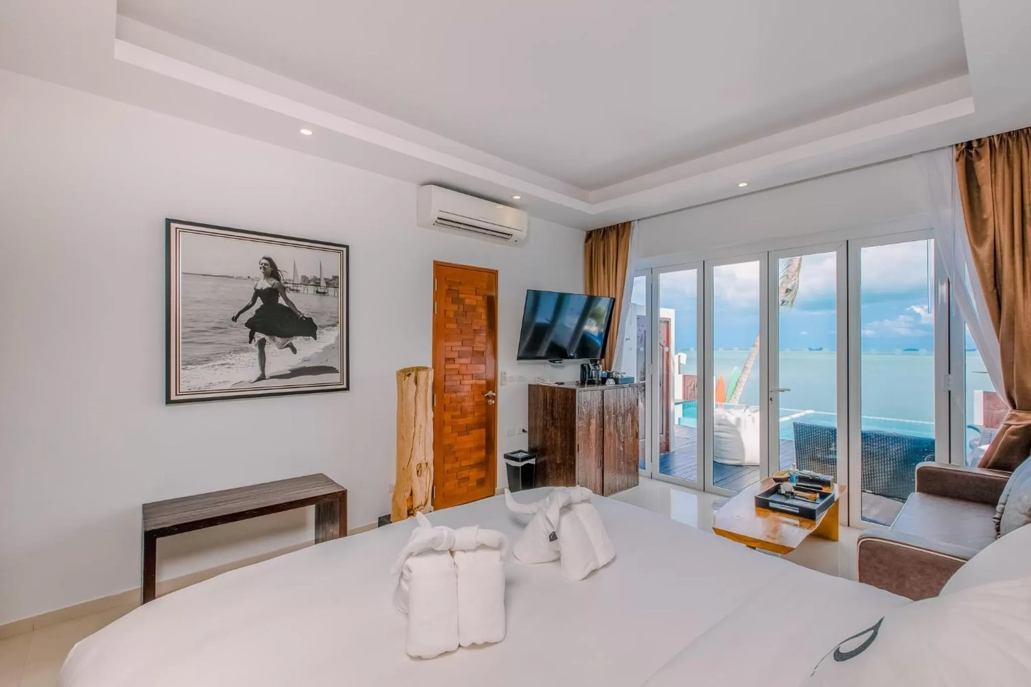 View (from property/room), Bed in The Privilege Hotel Ezra Beach Club