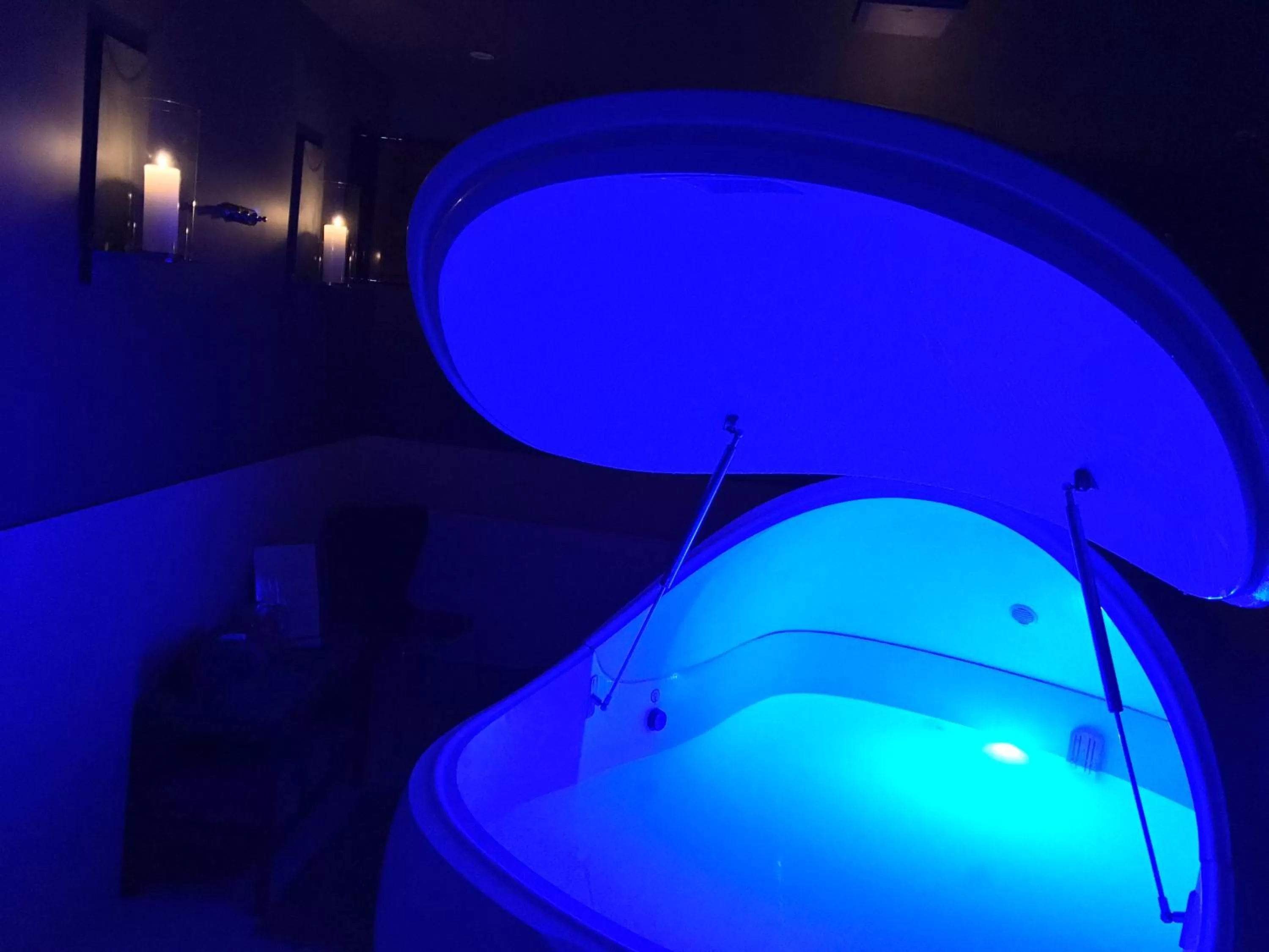 Spa and wellness centre/facilities in Ockenden Manor Hotel & Spa