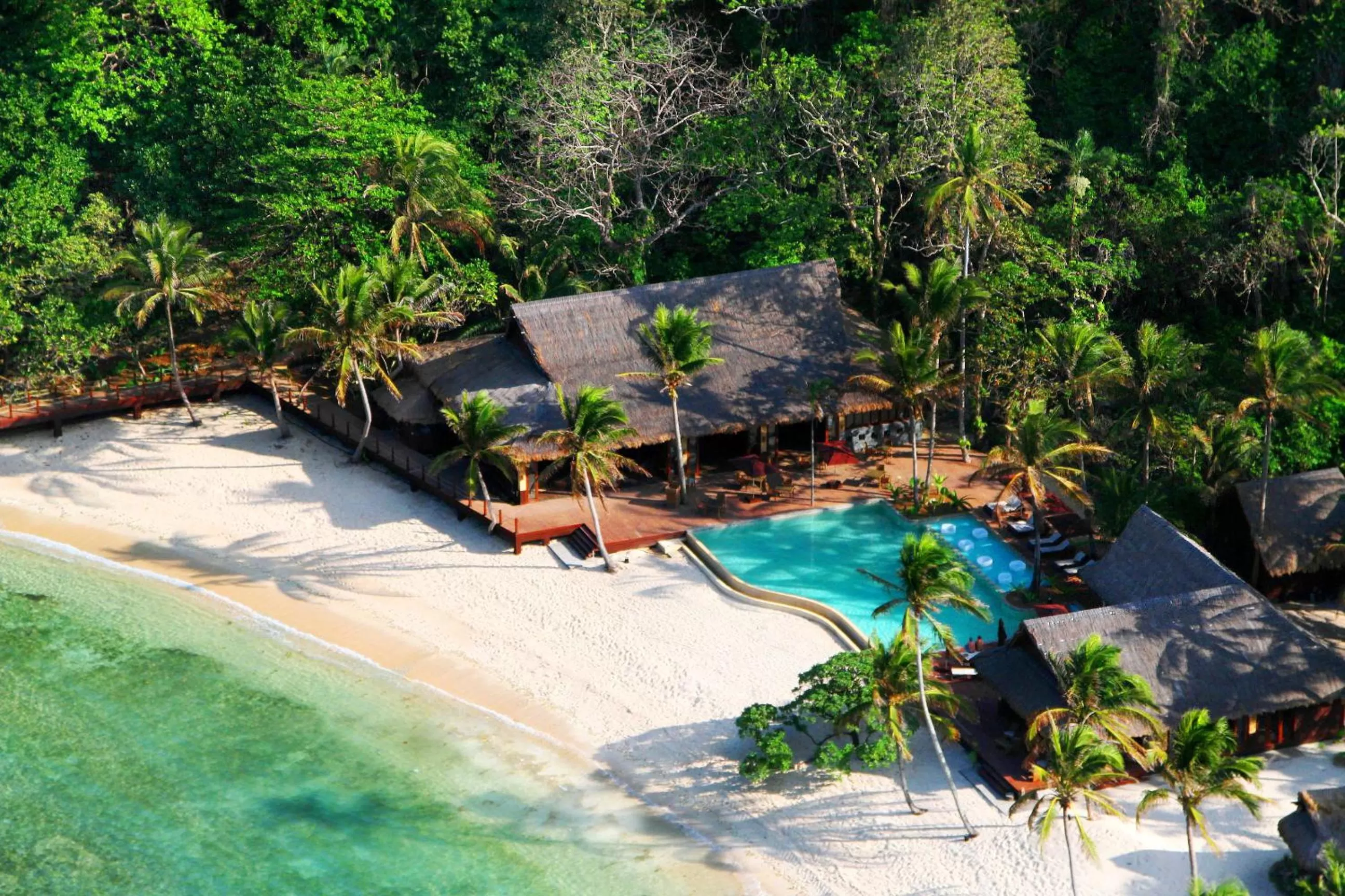 Facade/entrance in Cauayan Island Resort and Spa