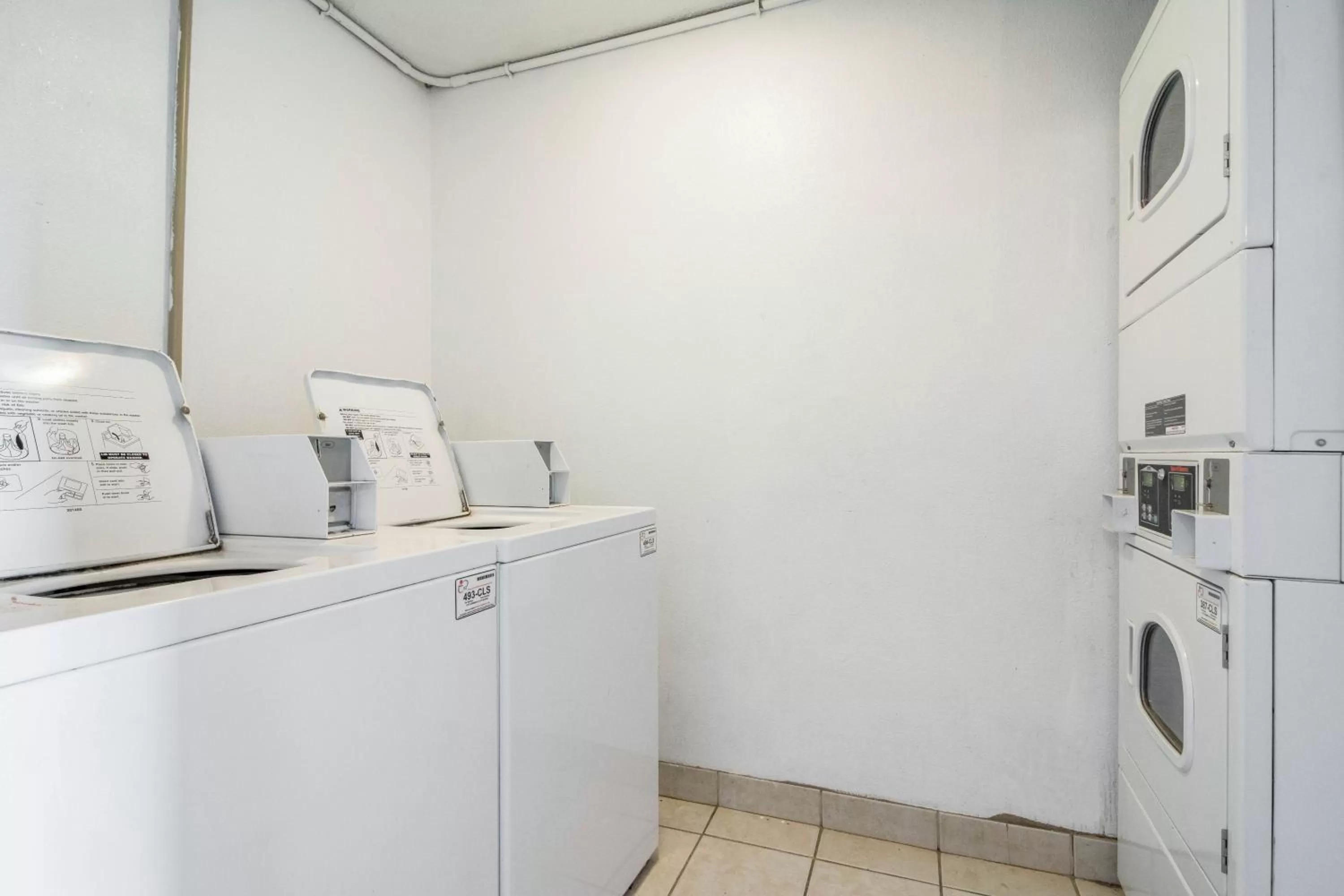 Days Inn by Wyndham Raleigh Glenwood-Crabtree