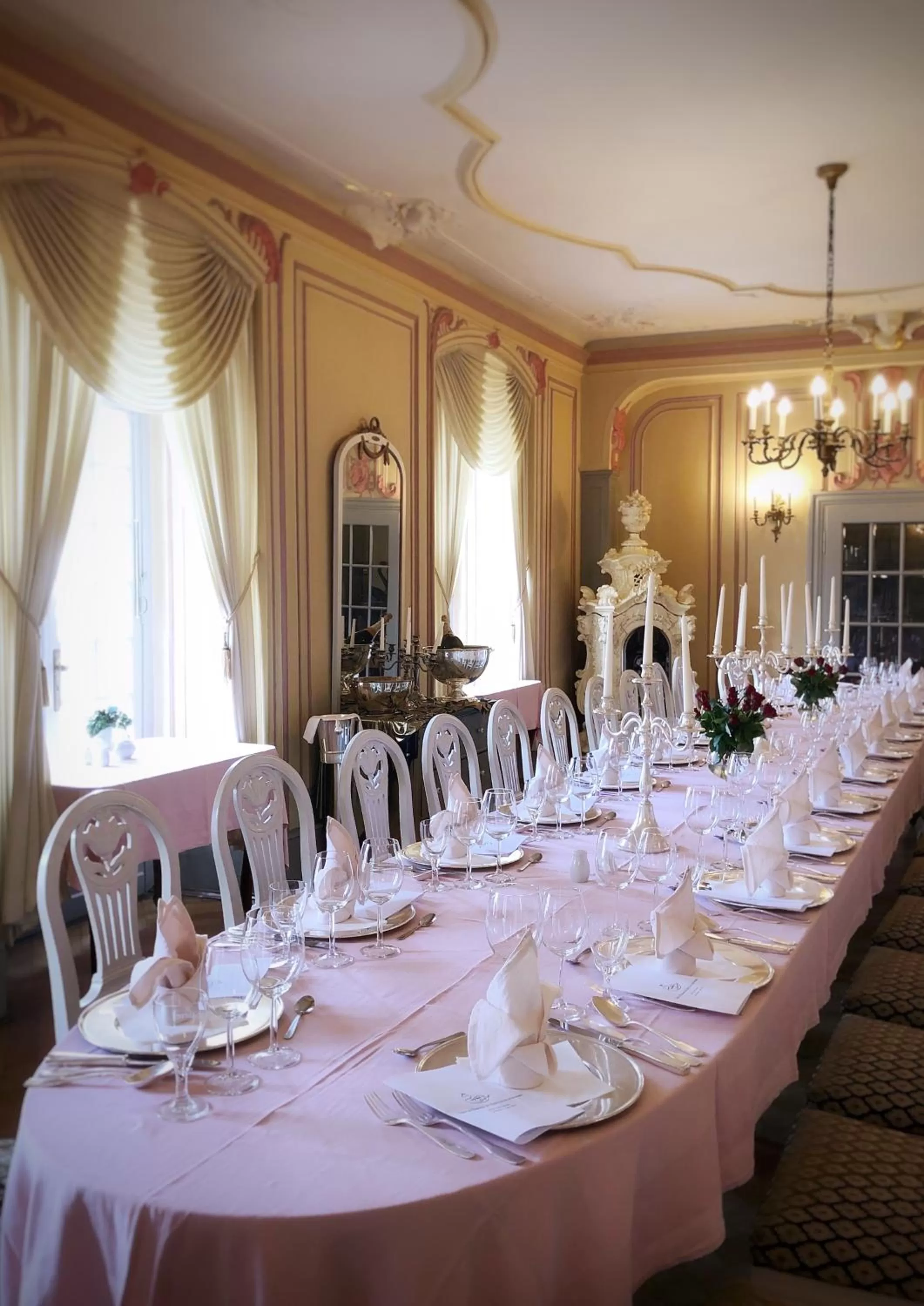 Restaurant/places to eat in Historisches Hotel zum Schwan