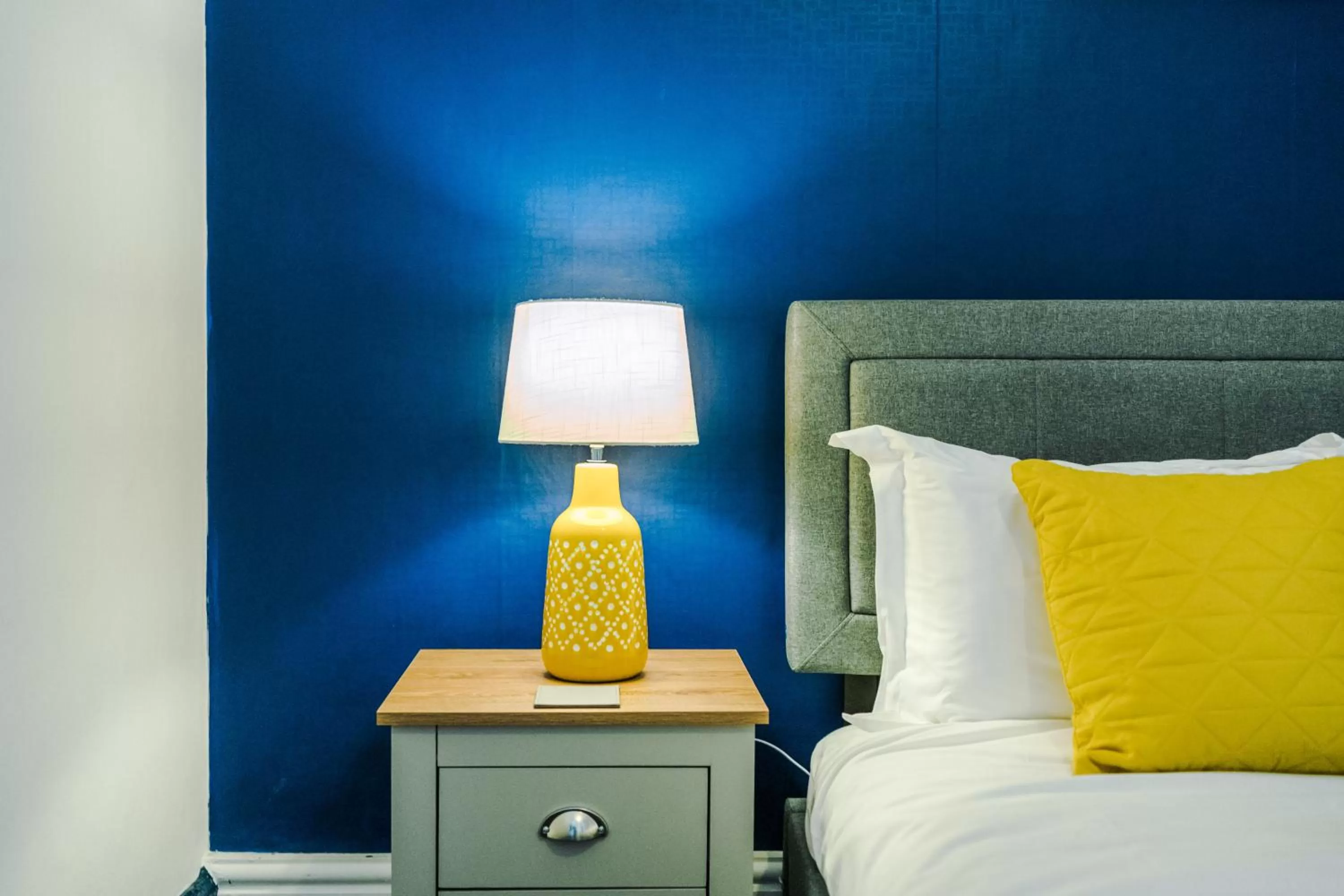 Bed in Pebbles Guest House