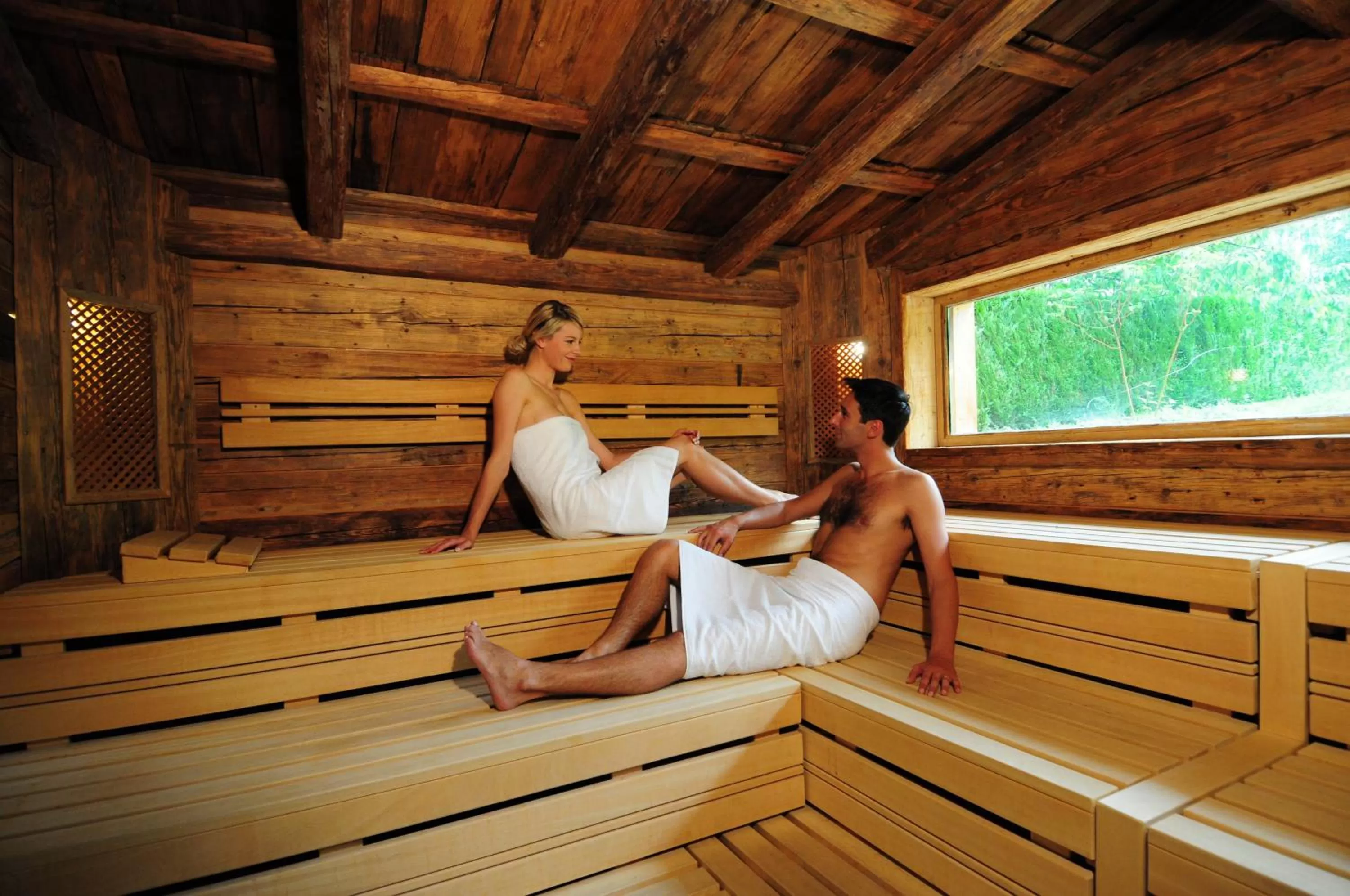 Sauna in Hostellerie Des Châteaux & Spa