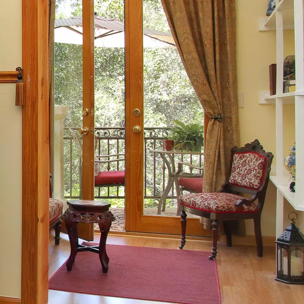 Balcony/Terrace, Seating Area in Bella Vista Bed and Breakfast