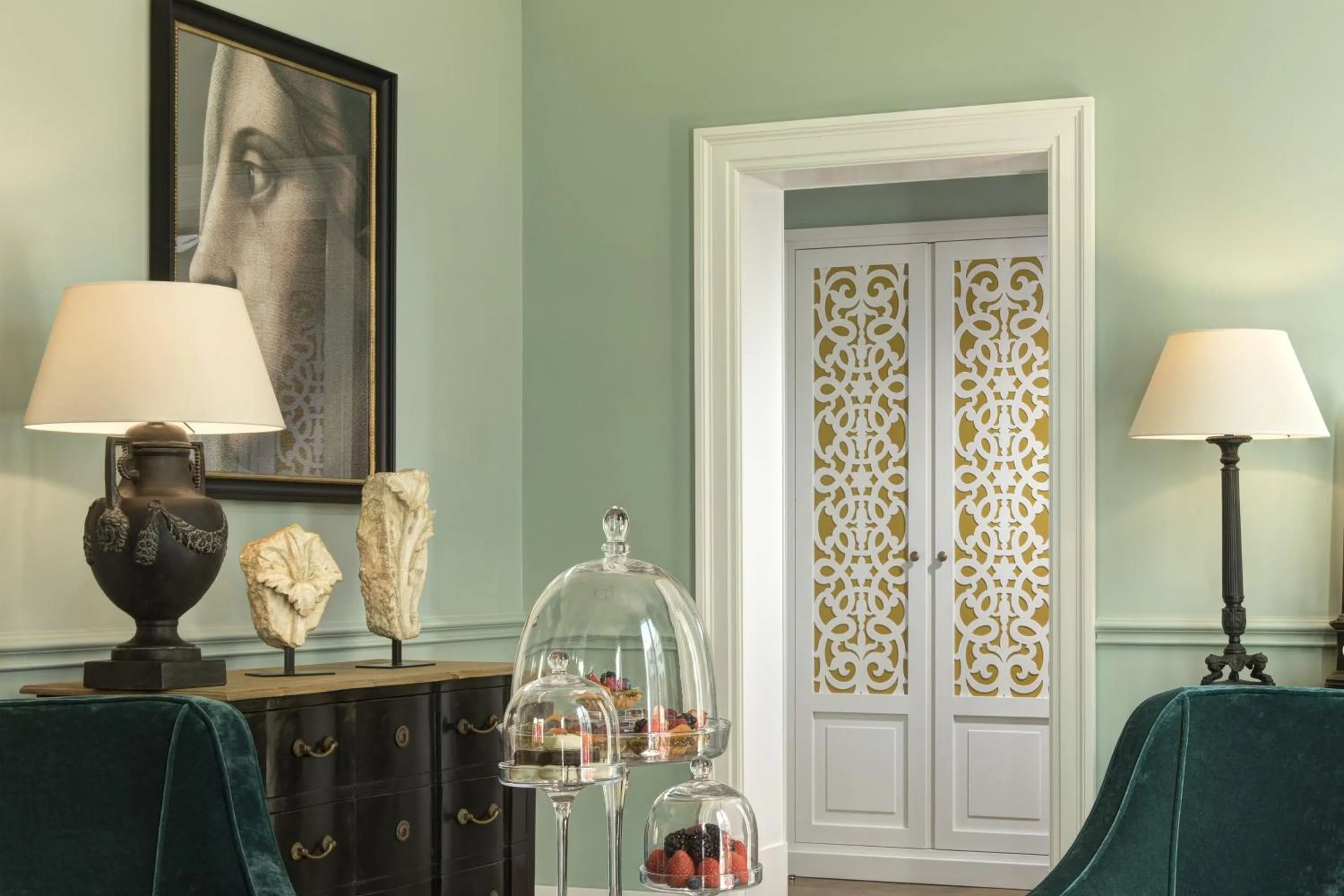 Patio in Rocco Forte Hotel De La Ville