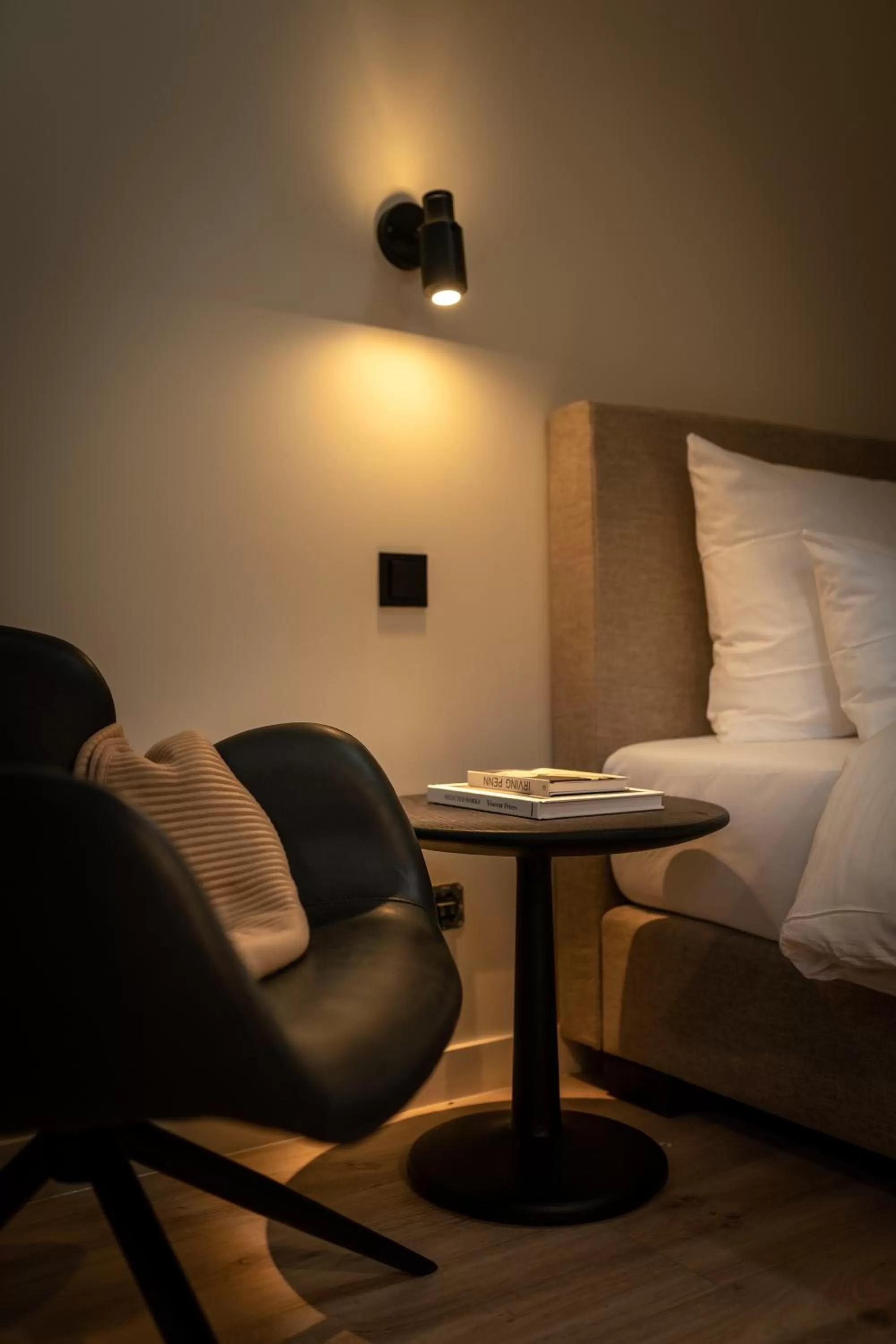 Seating area, Bed in THE ADAMS - Self Check In Hotel