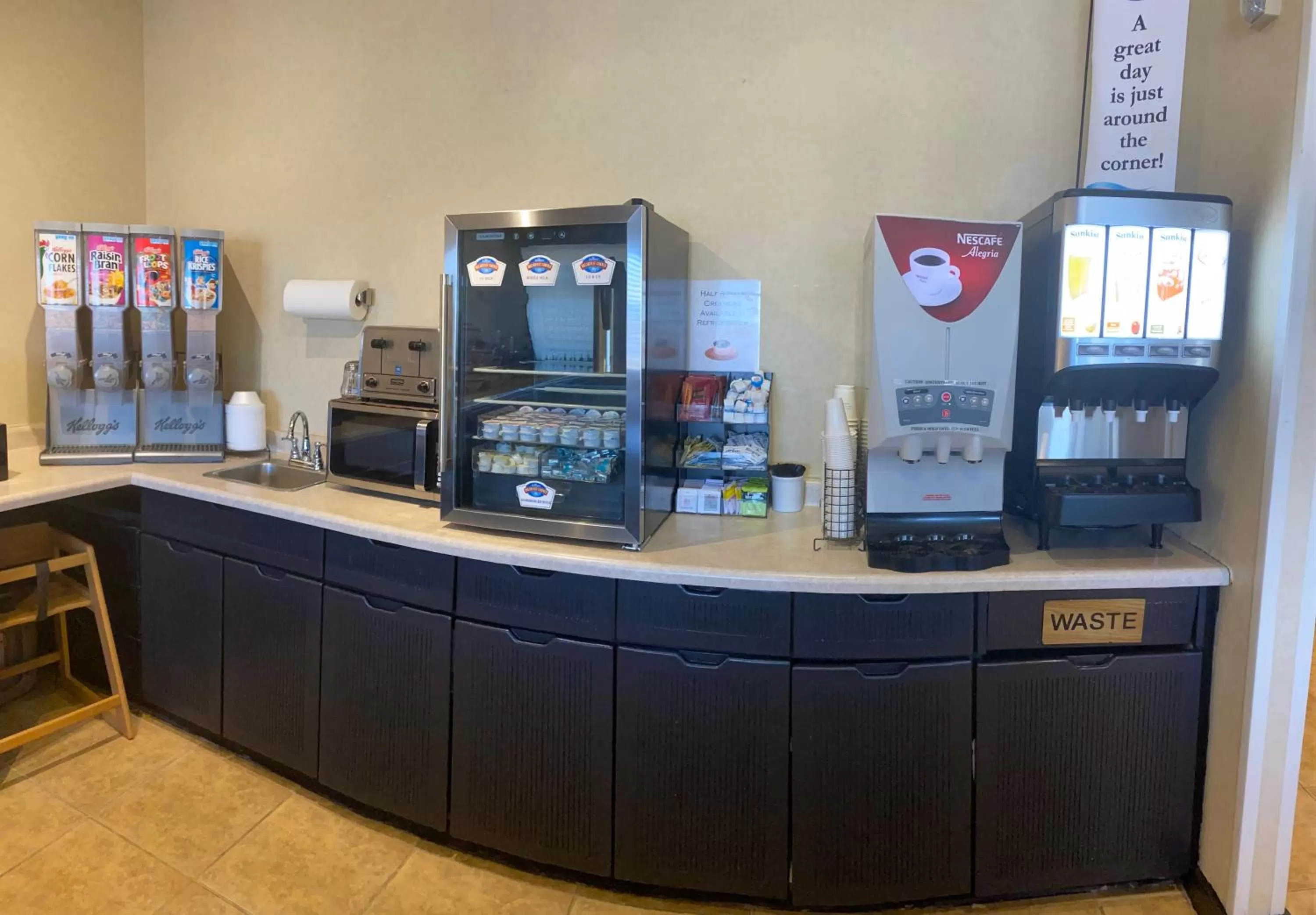 Coffee/tea facilities in Baymont by Wyndham Casper East