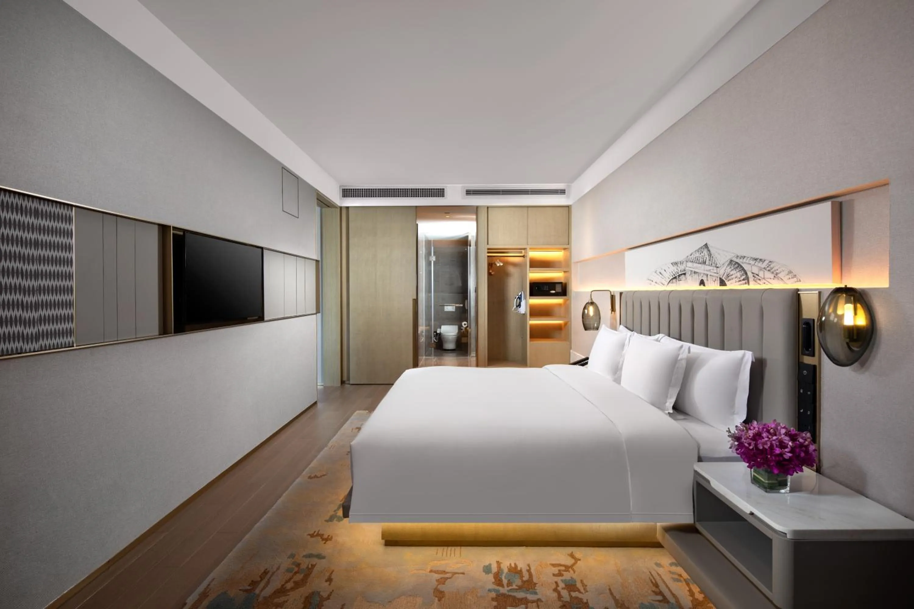 TV and multimedia, Bed in Crowne Plaza Fuzhou South by IHG