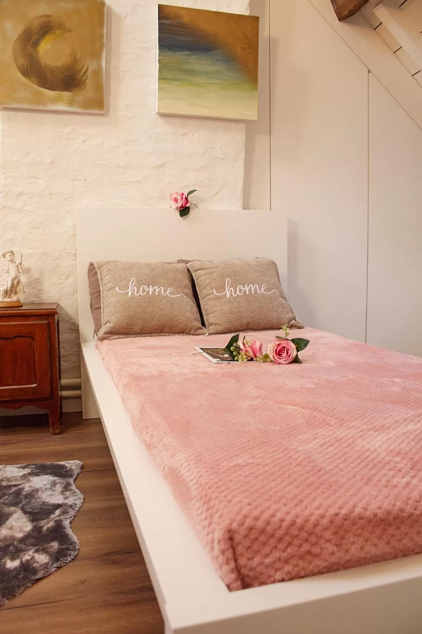 Bed in The White Queen B&B