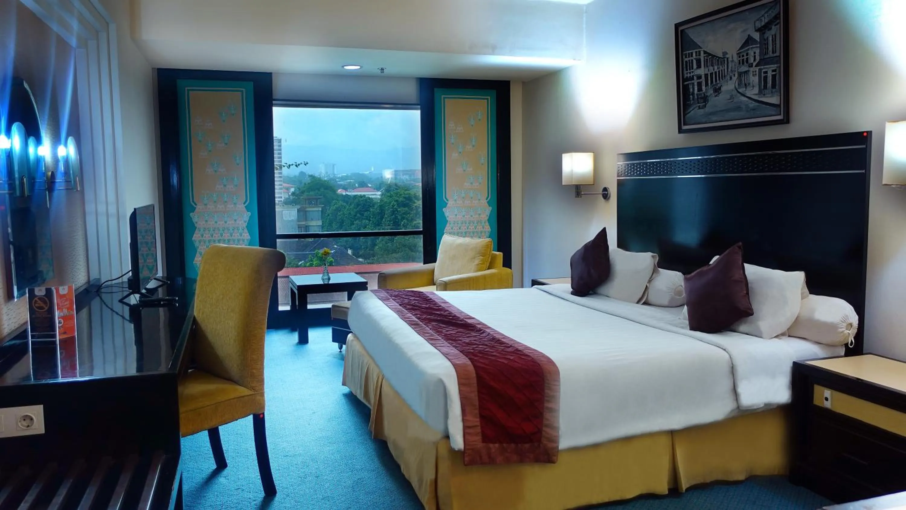 Bedroom, Bed in Grand Hotel Preanger