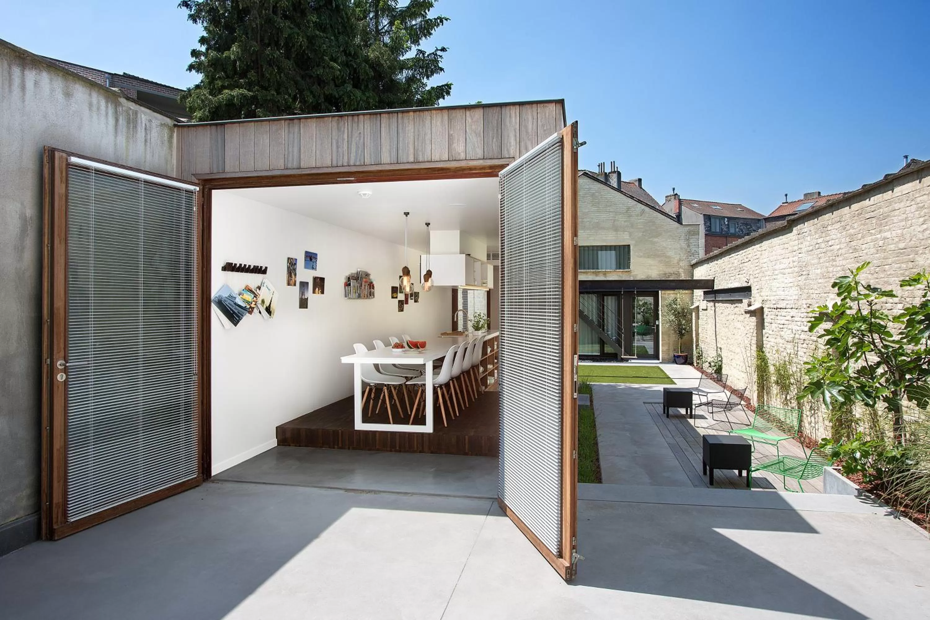 Facade/entrance in B&B Snooz Inn