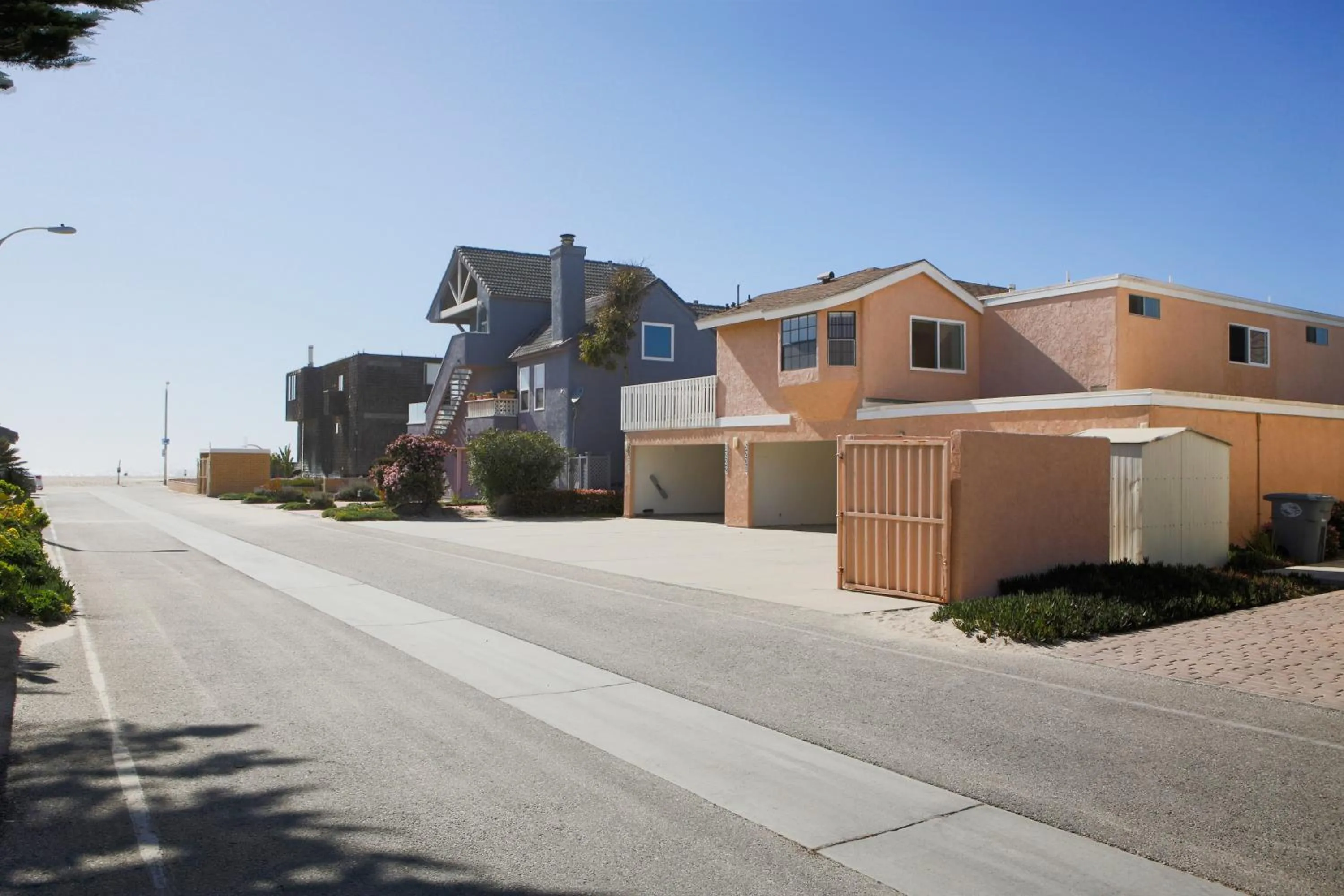 Street view in Channel Island Shores