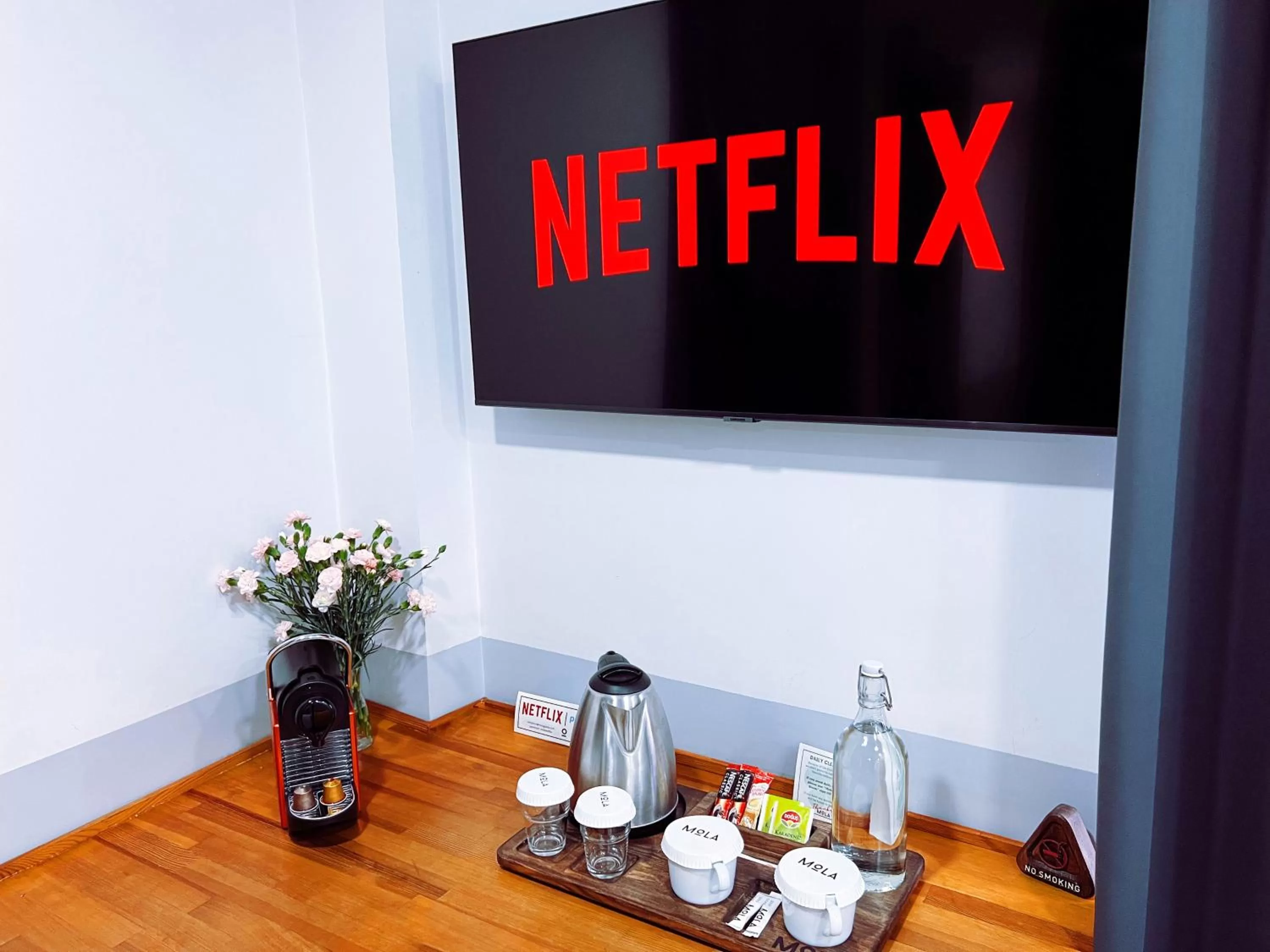 TV and multimedia in Hotel MOLA Galata