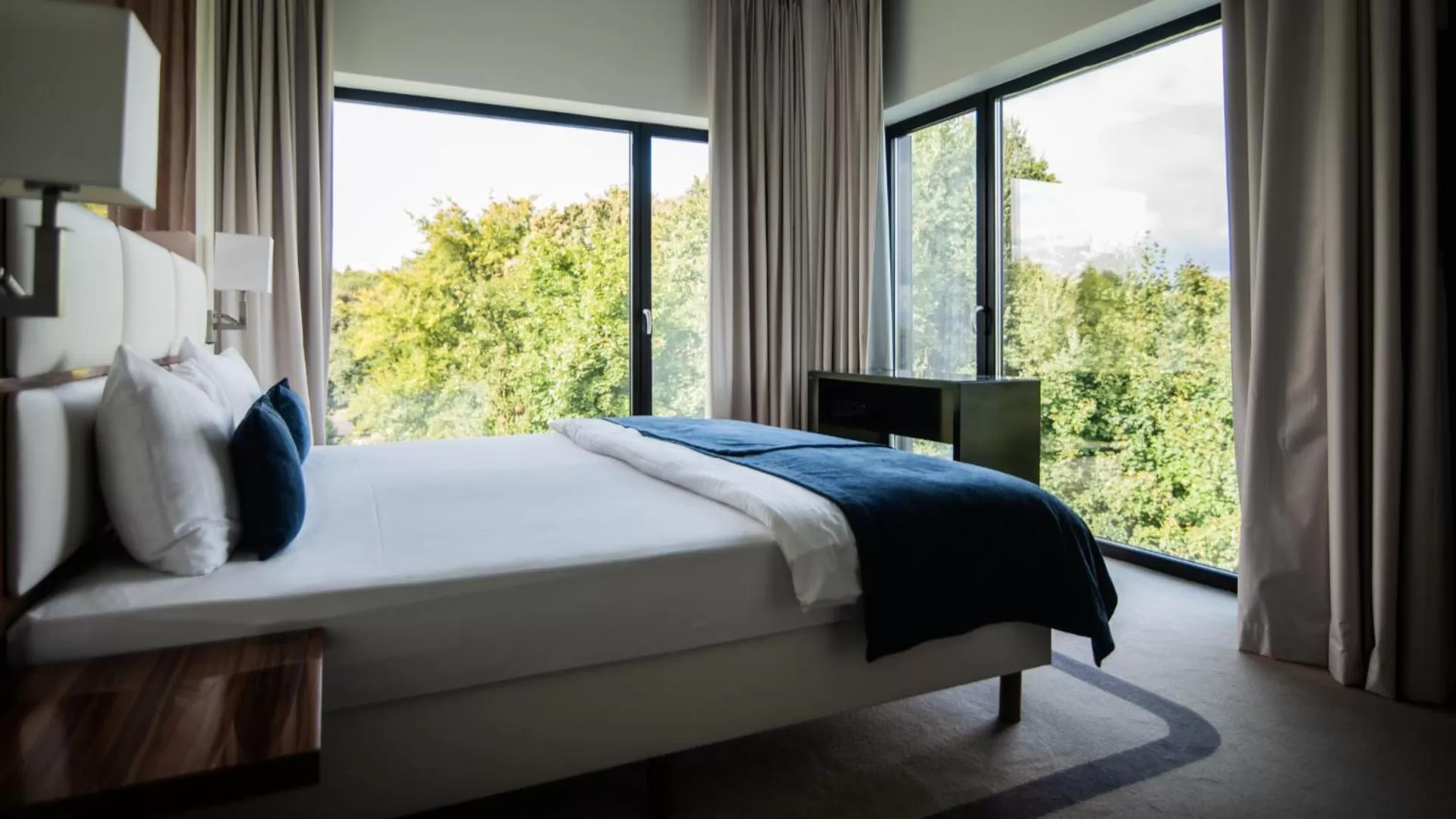 Bed in Hotel Sopot - Hotel, Conference & SPA