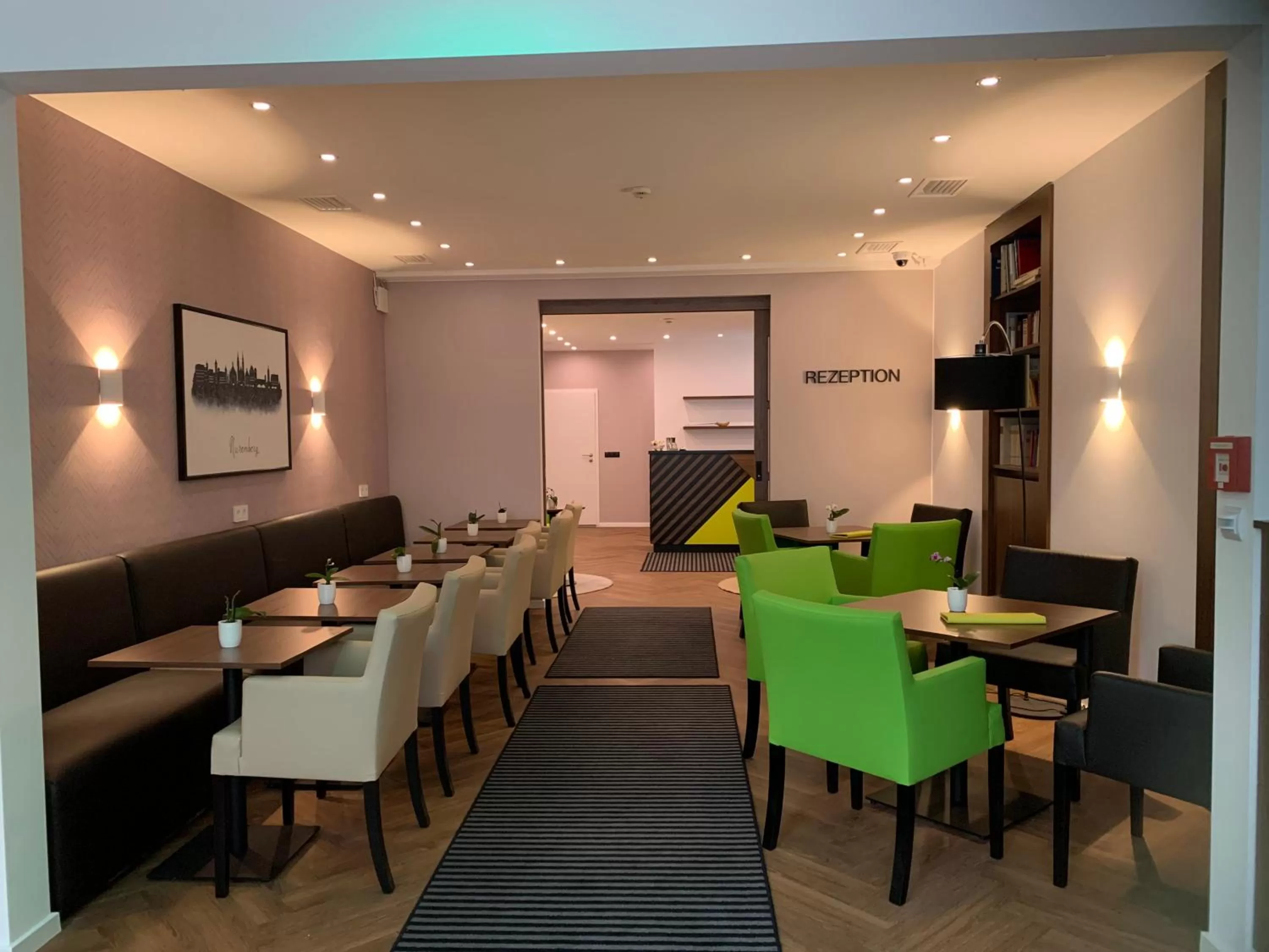 Lobby or reception in Behringers City Hotel Nürnberg