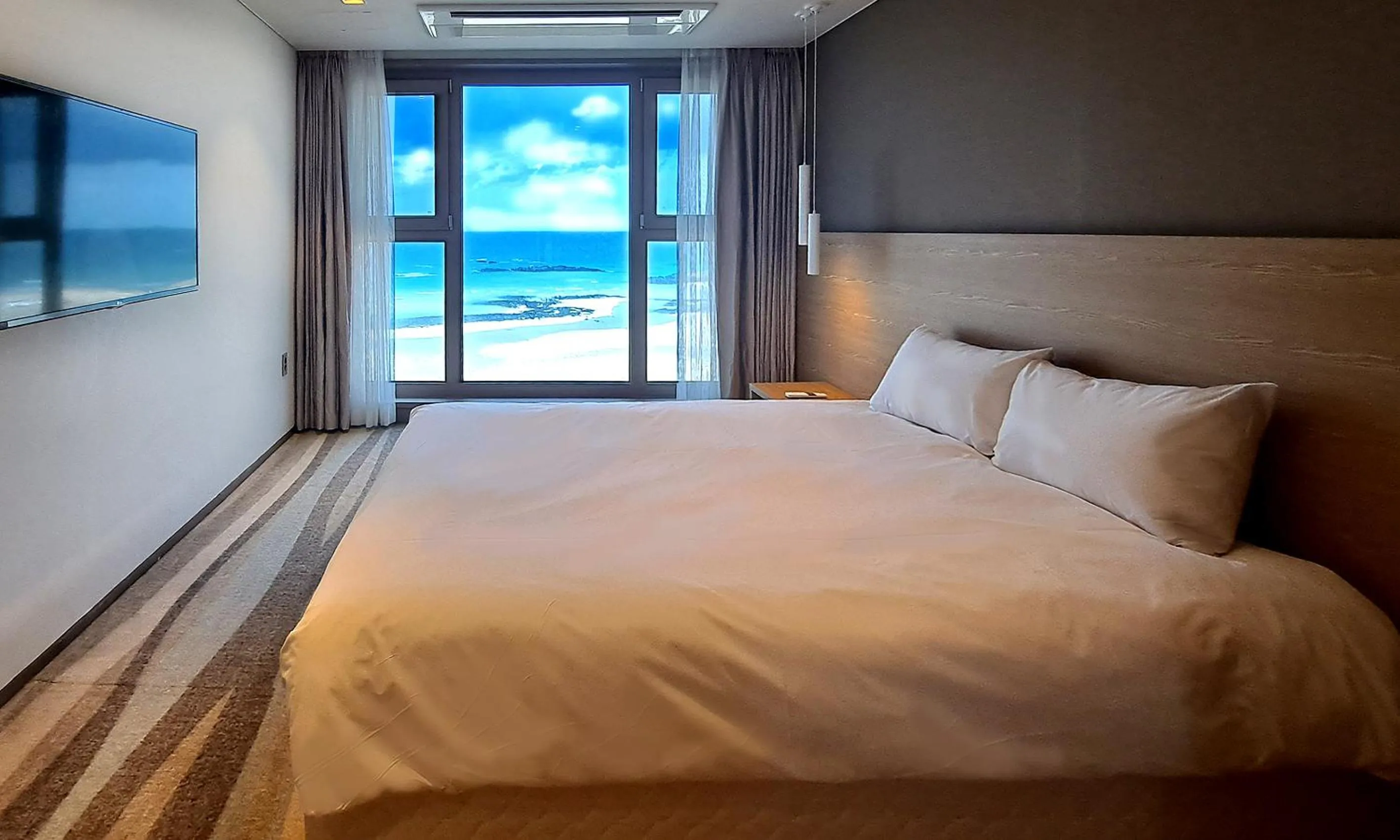 Deluxe Double Room with Sea View in Saint Beach Hotel