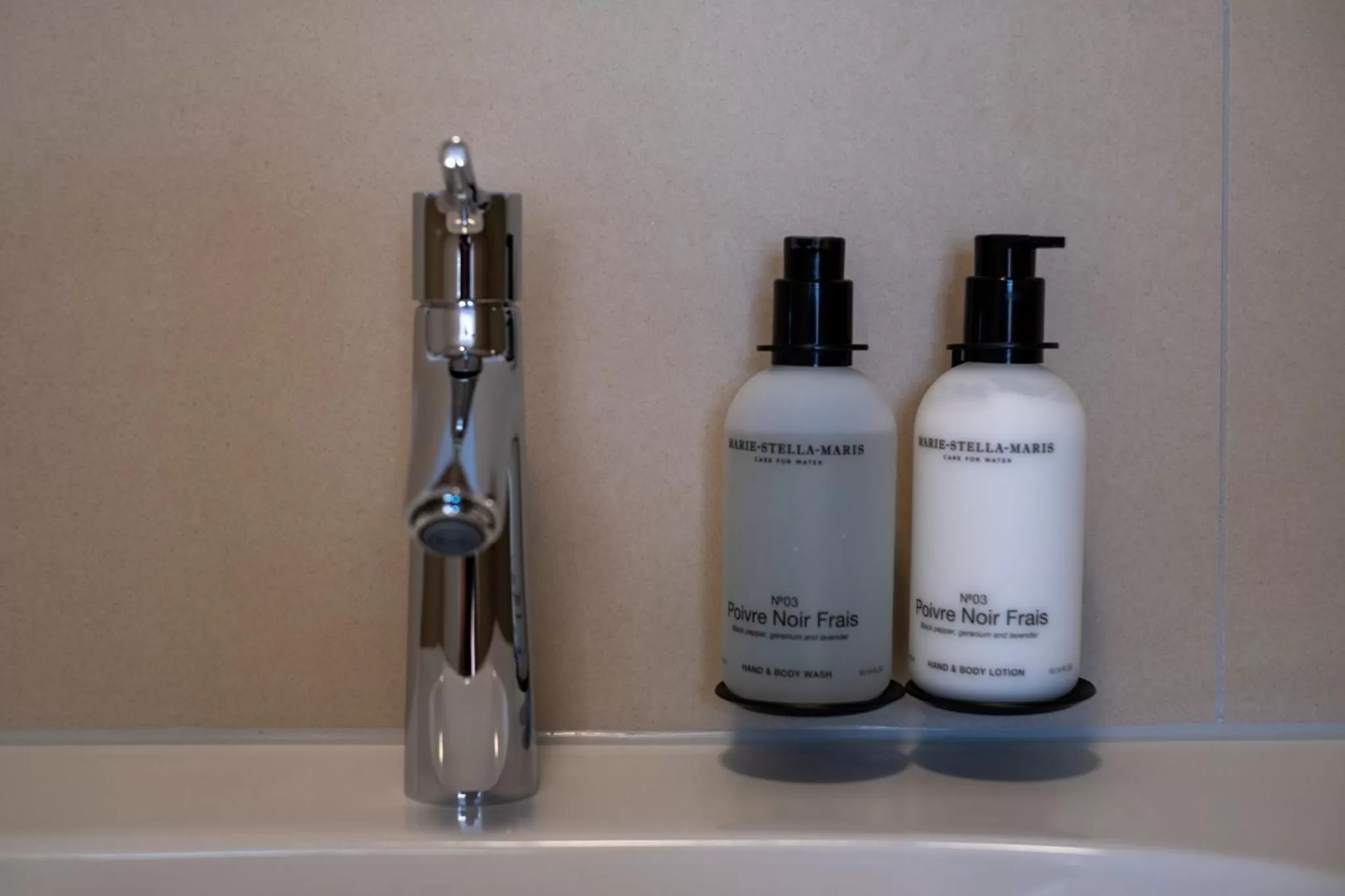 Bathroom in Hotel Paradis Zandvoort