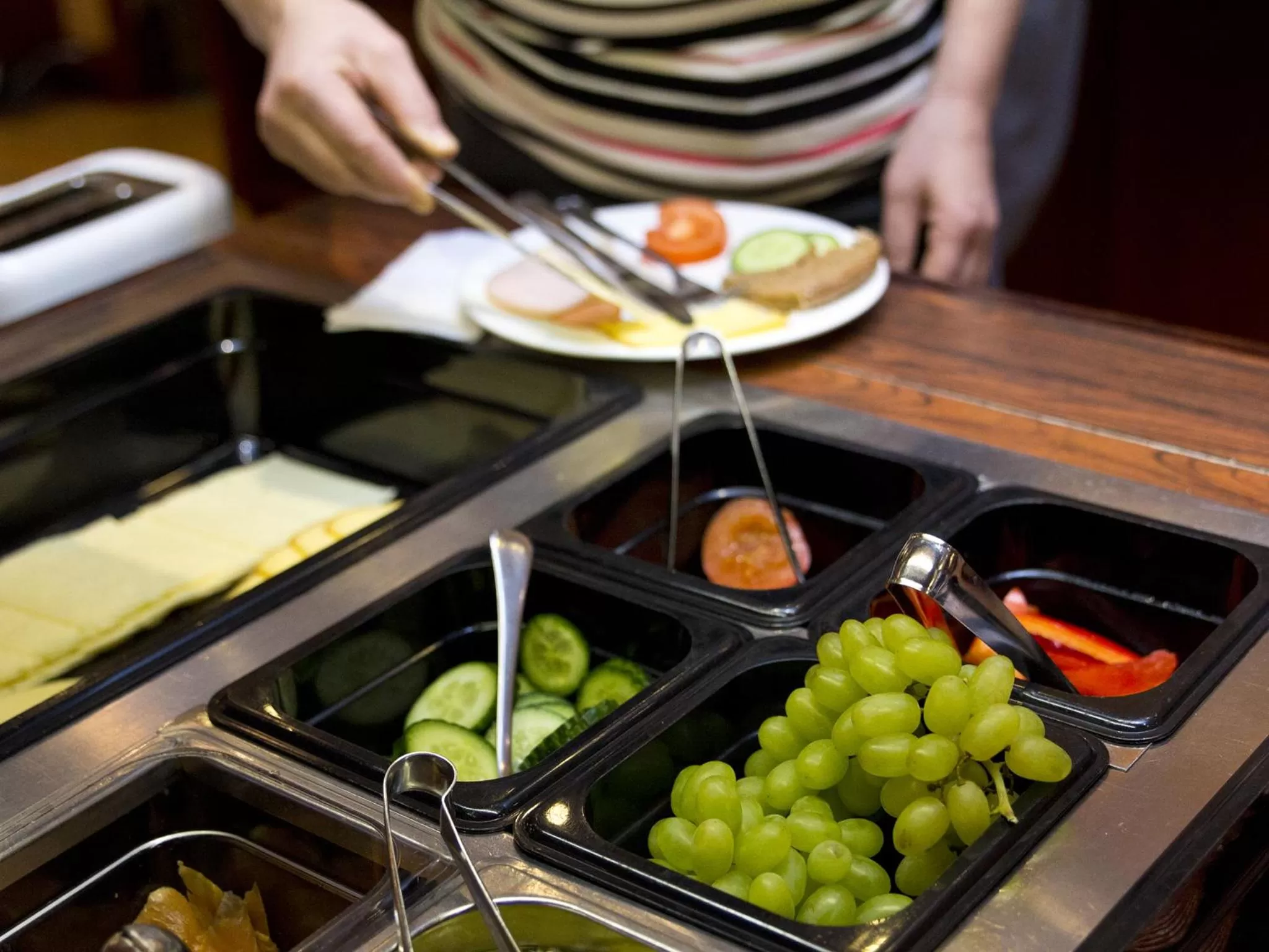 Restaurant/places to eat in Kauppahotelli