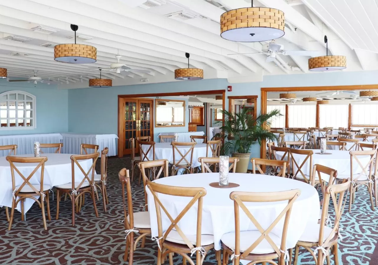 Banquet/Function facilities in Capt Hirams Resort