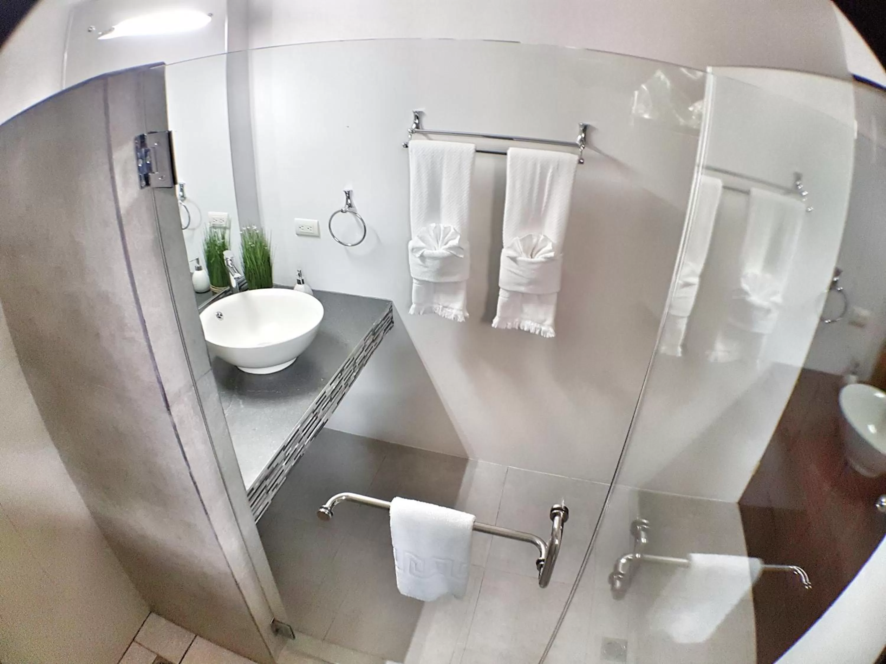 Bathroom in Yellow Tree Suites