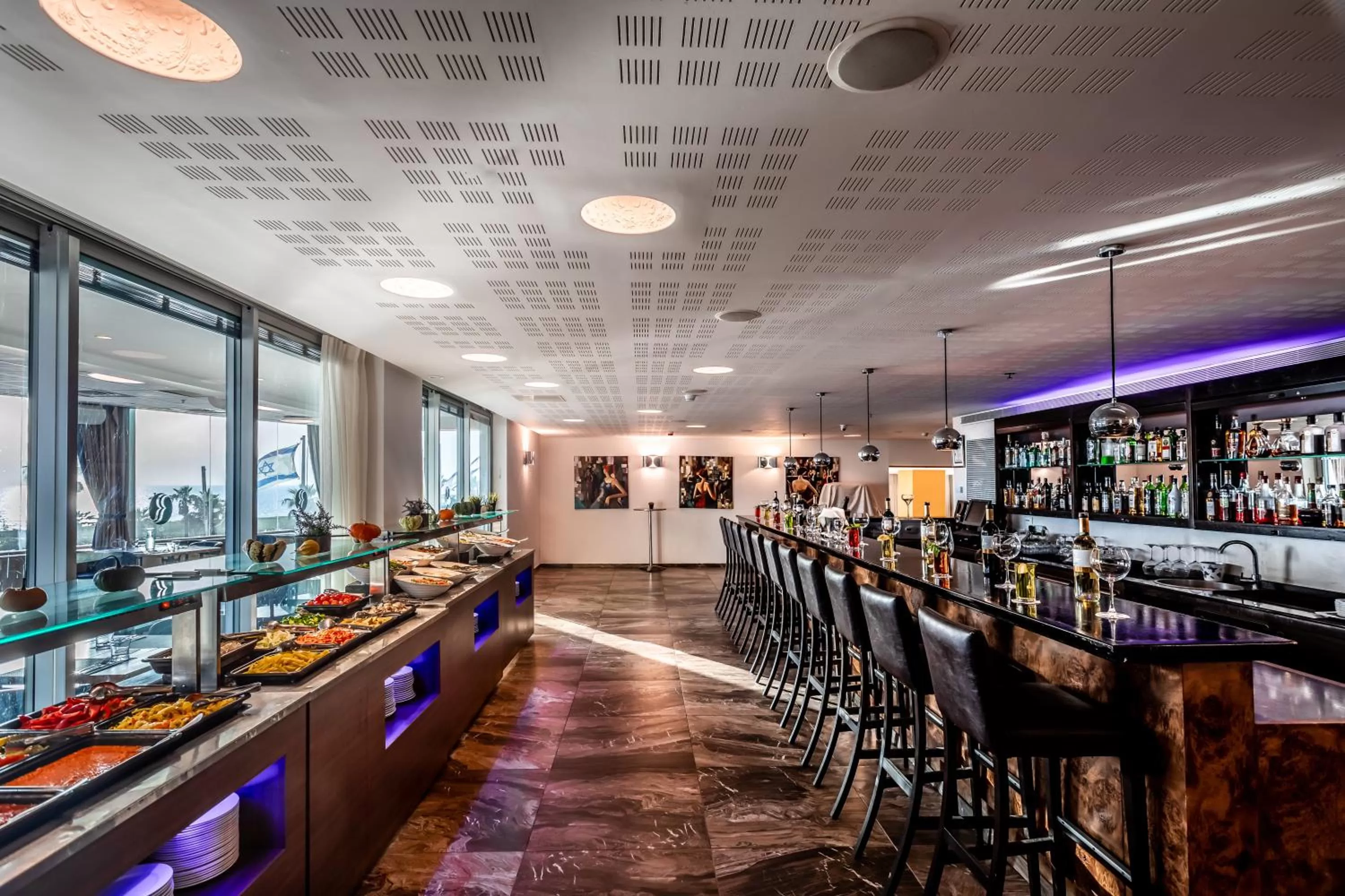 Restaurant/places to eat in David's Harp Hotel & Suites Netanya
