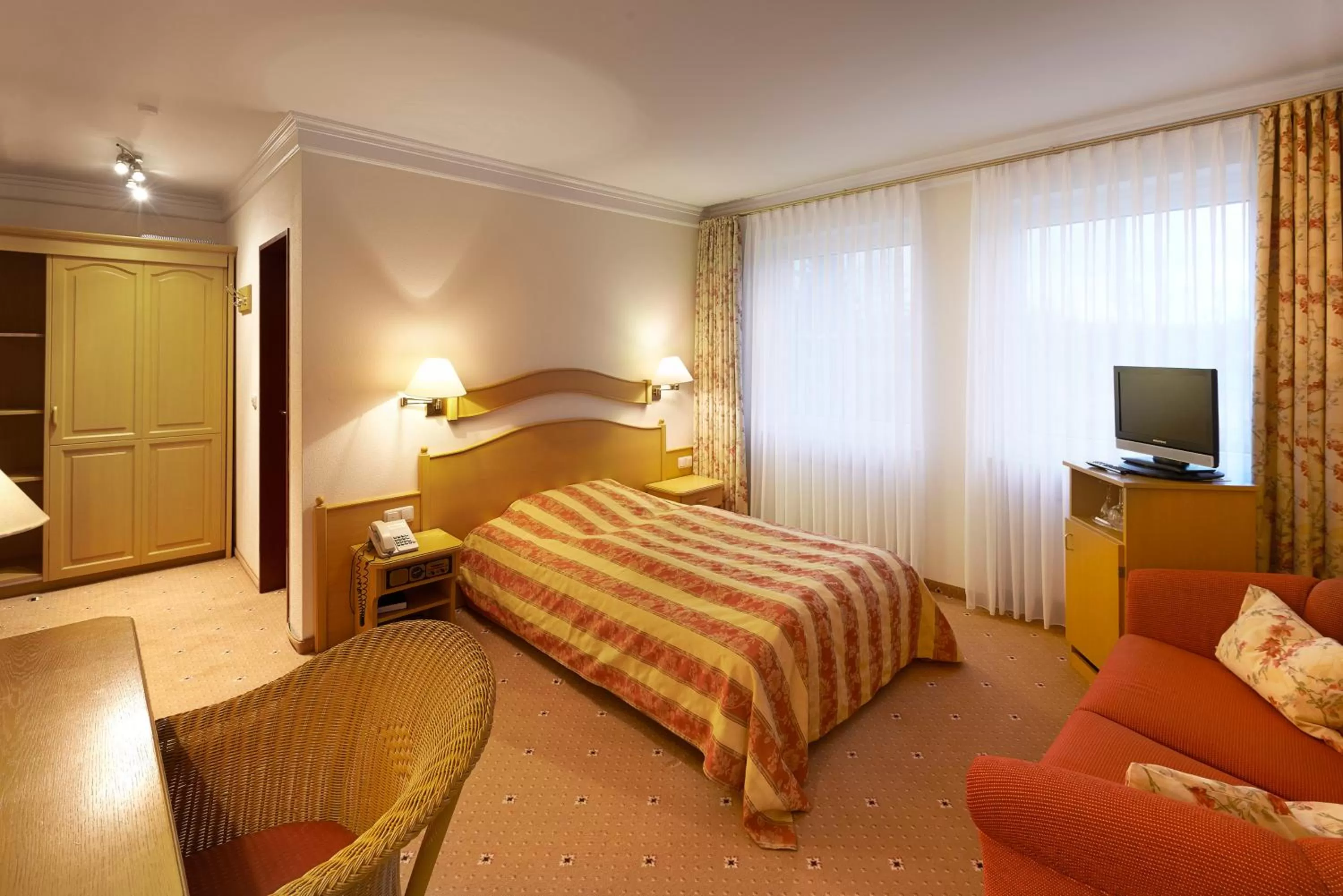Photo of the whole room, Bed in Hotel Kastanienhof